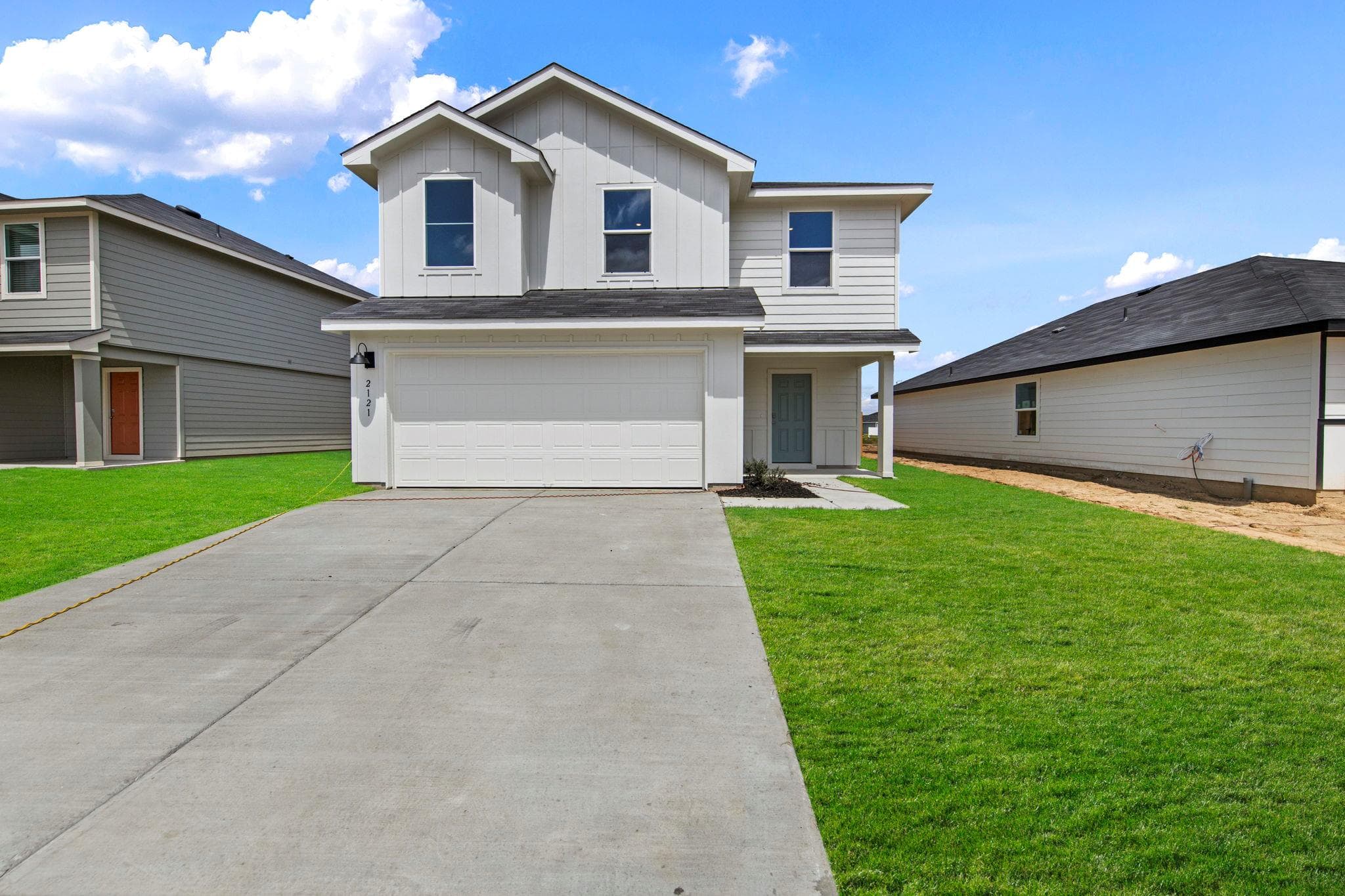 2121  Windflower Ln