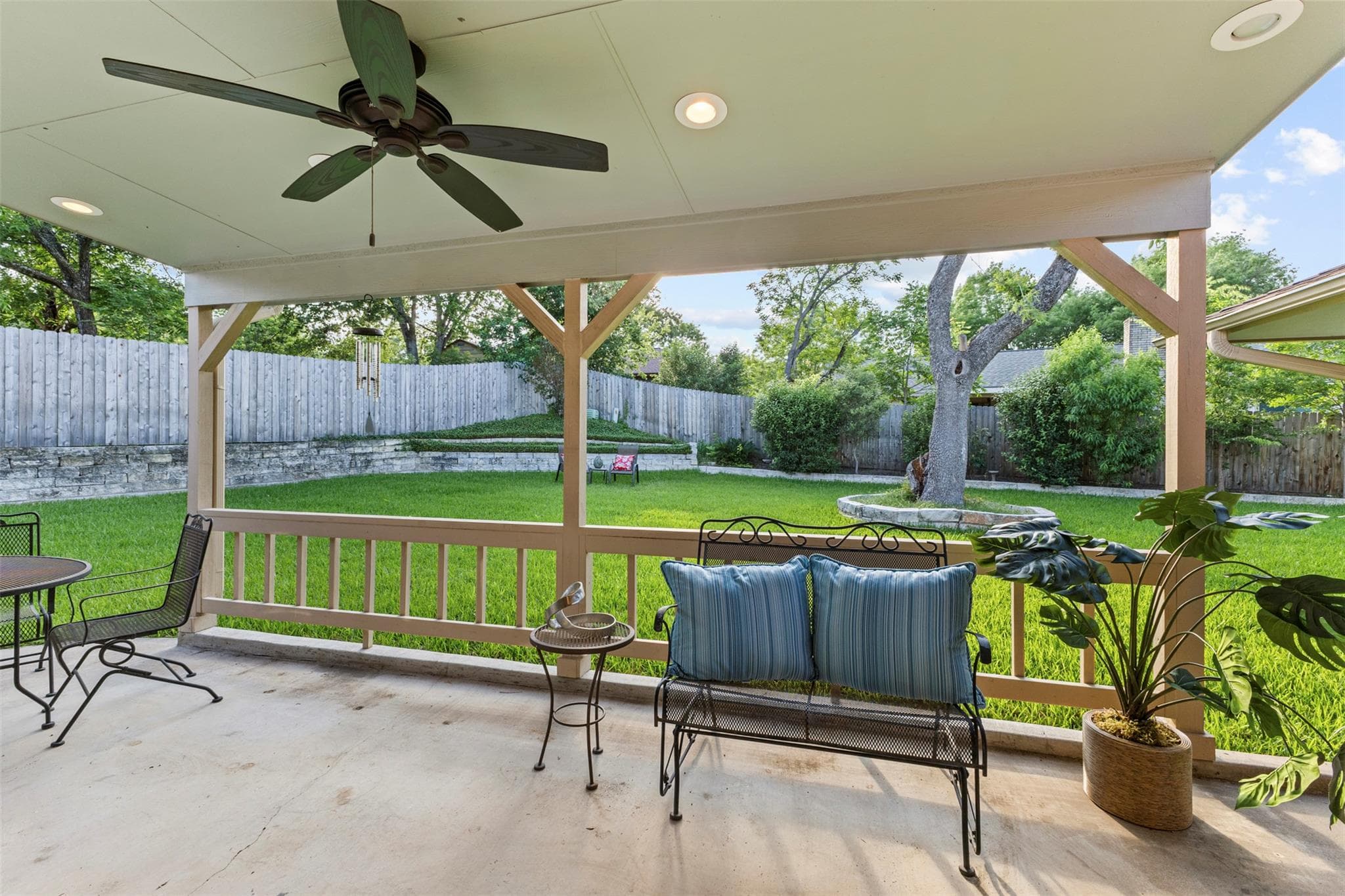 10102  Pond View Cir