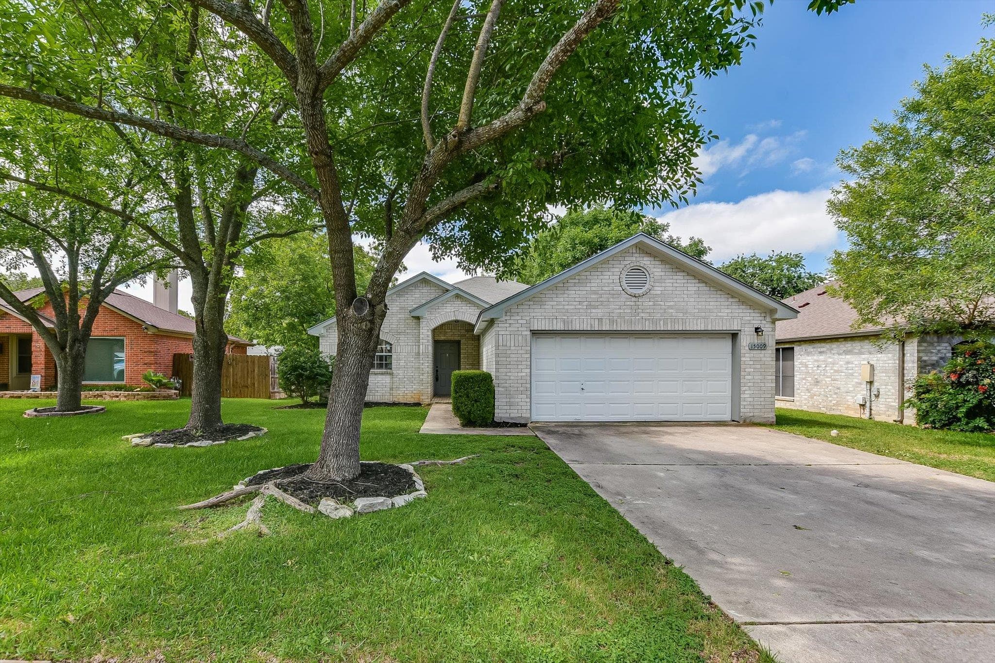 15009  Big Falls Dr