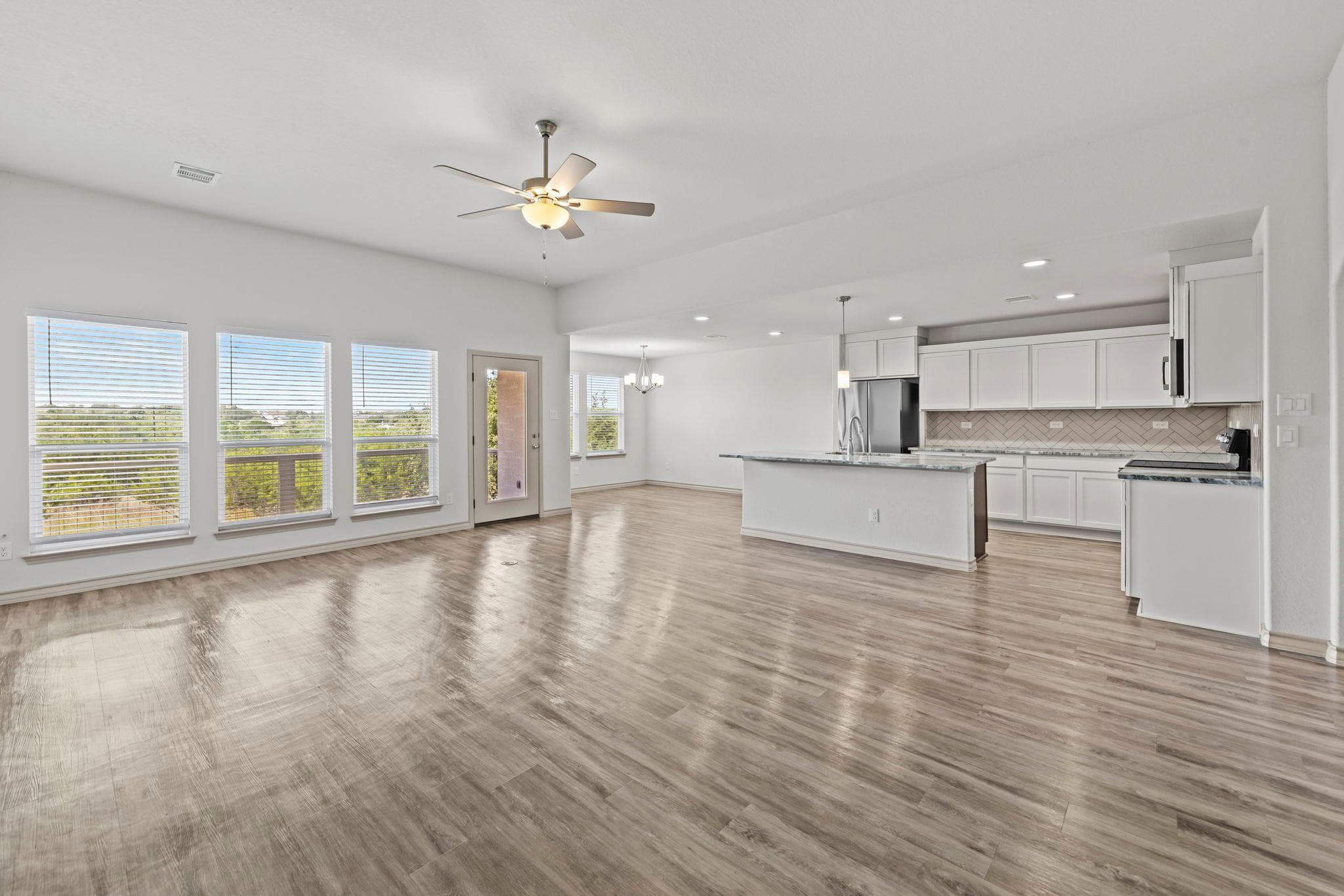 108 W Eli Chandler St