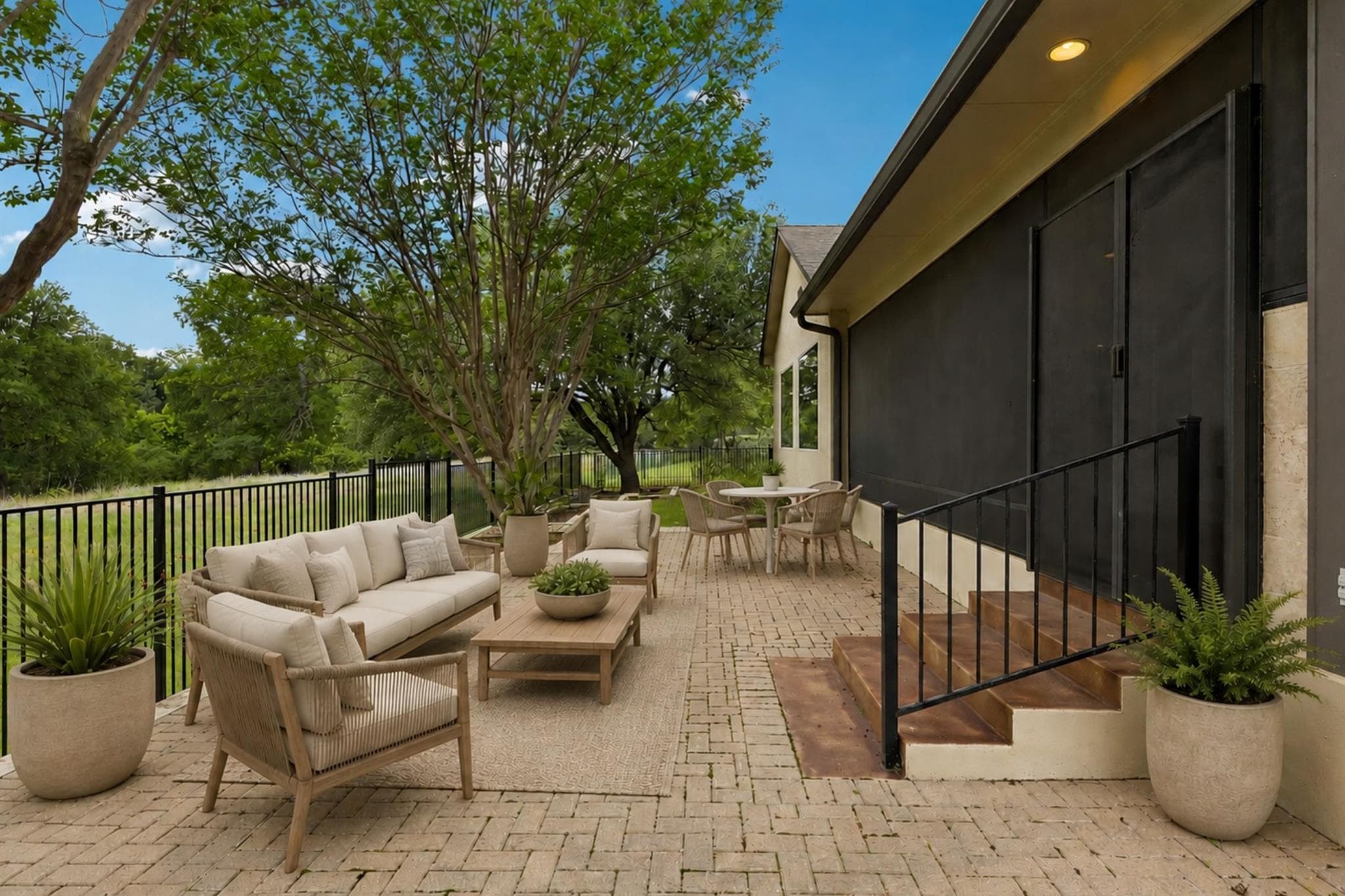 109  Crystal Springs Dr