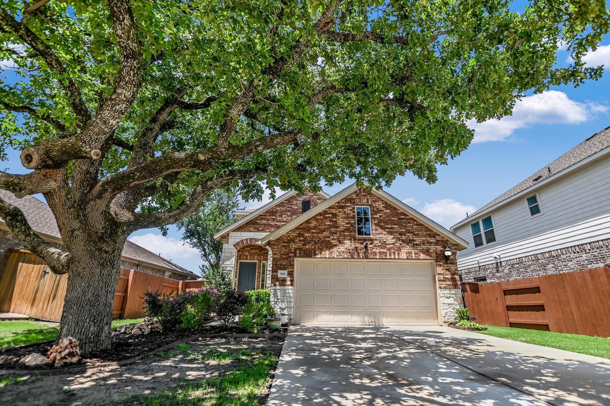 616  Pheasant Hill Ln