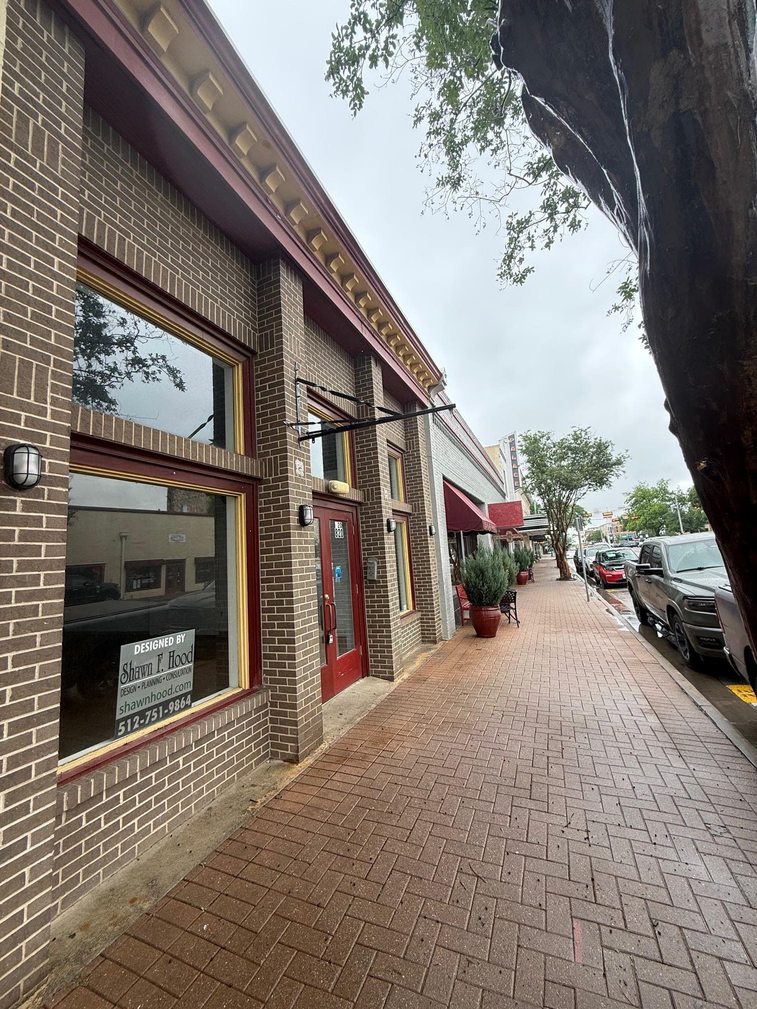 820 S Austin Ave