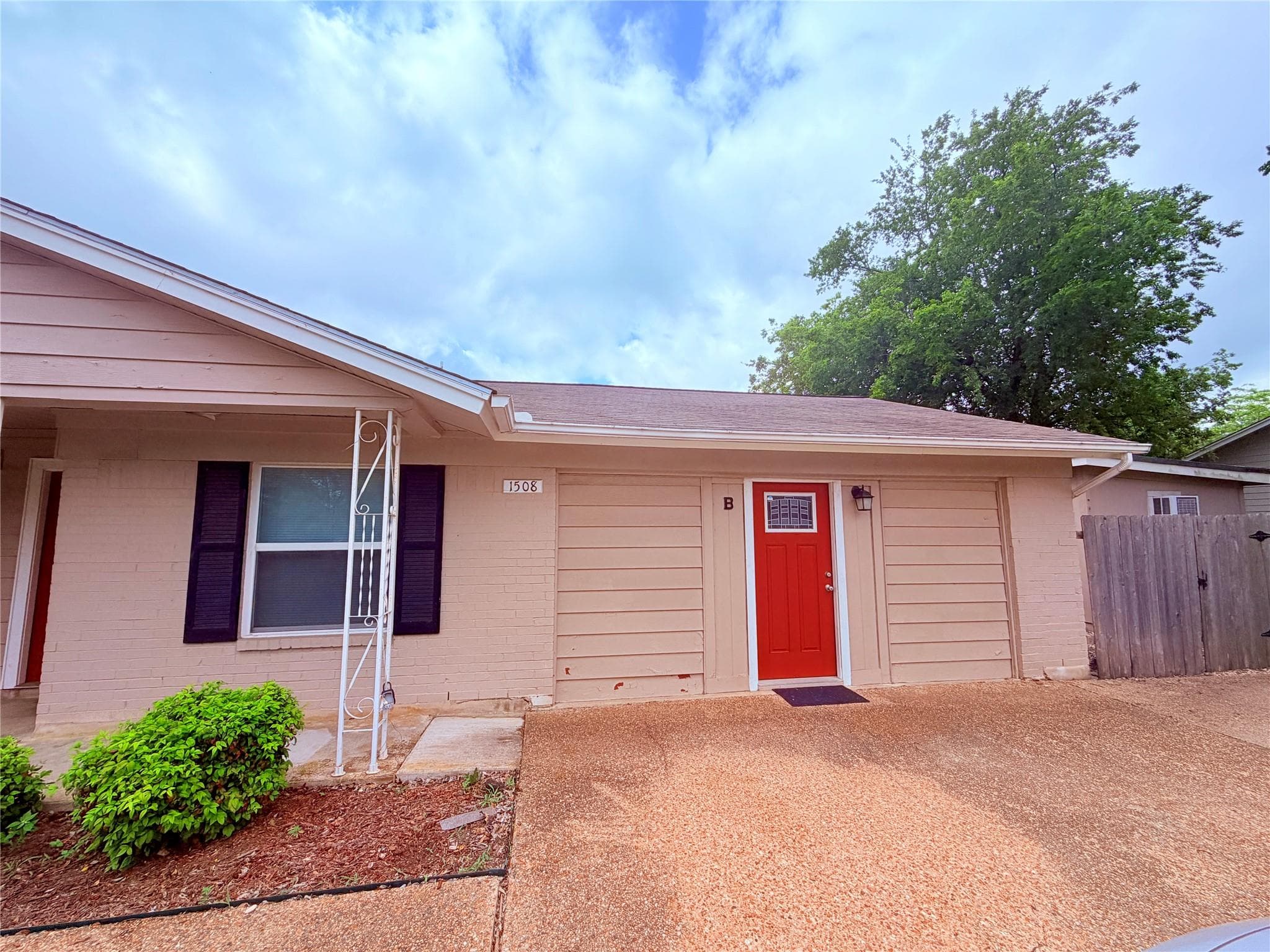 1508  Big Meadow Dr  #B