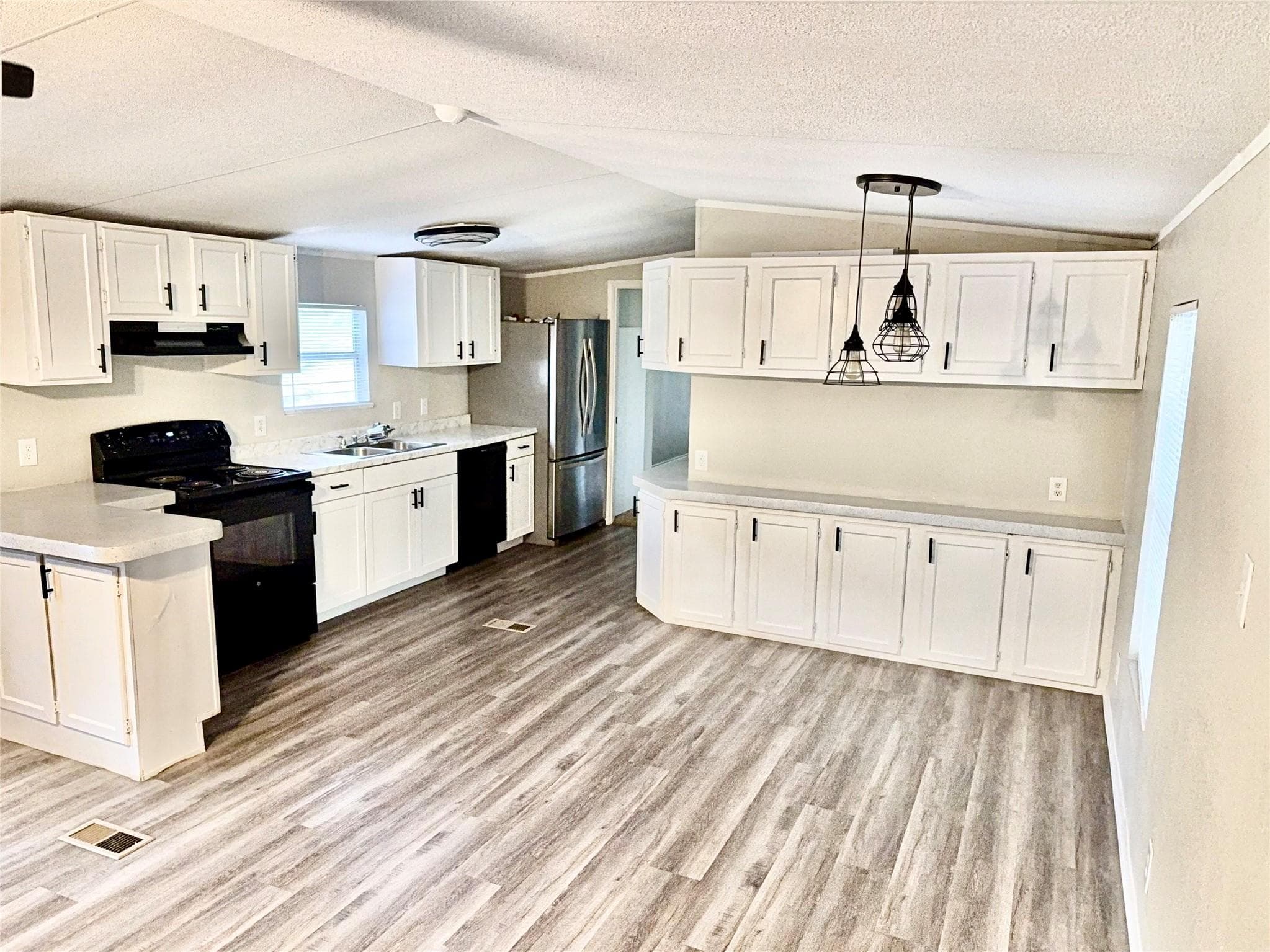 750 Oak Mdws