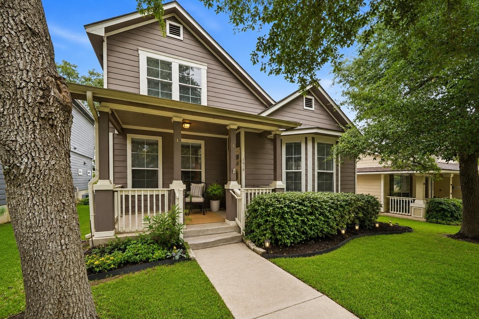 1015  Peyton Pl