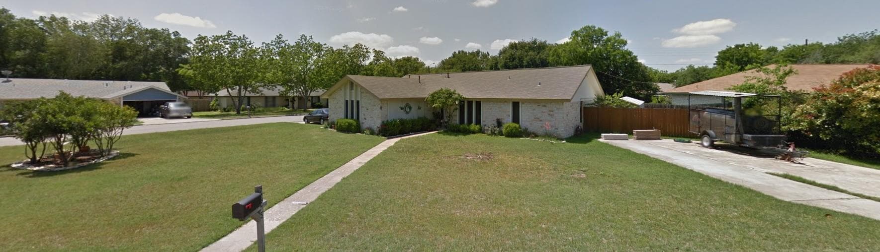 1002  Creekbend Cv