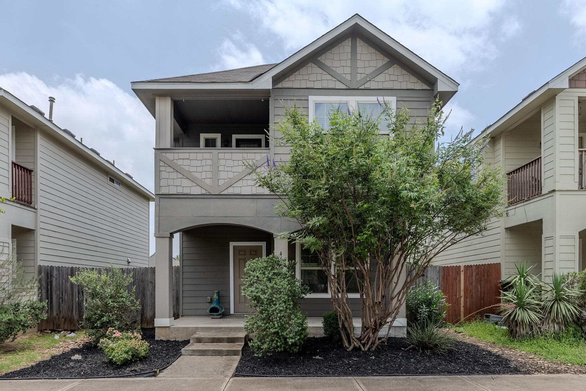 4607  Graceful Ln