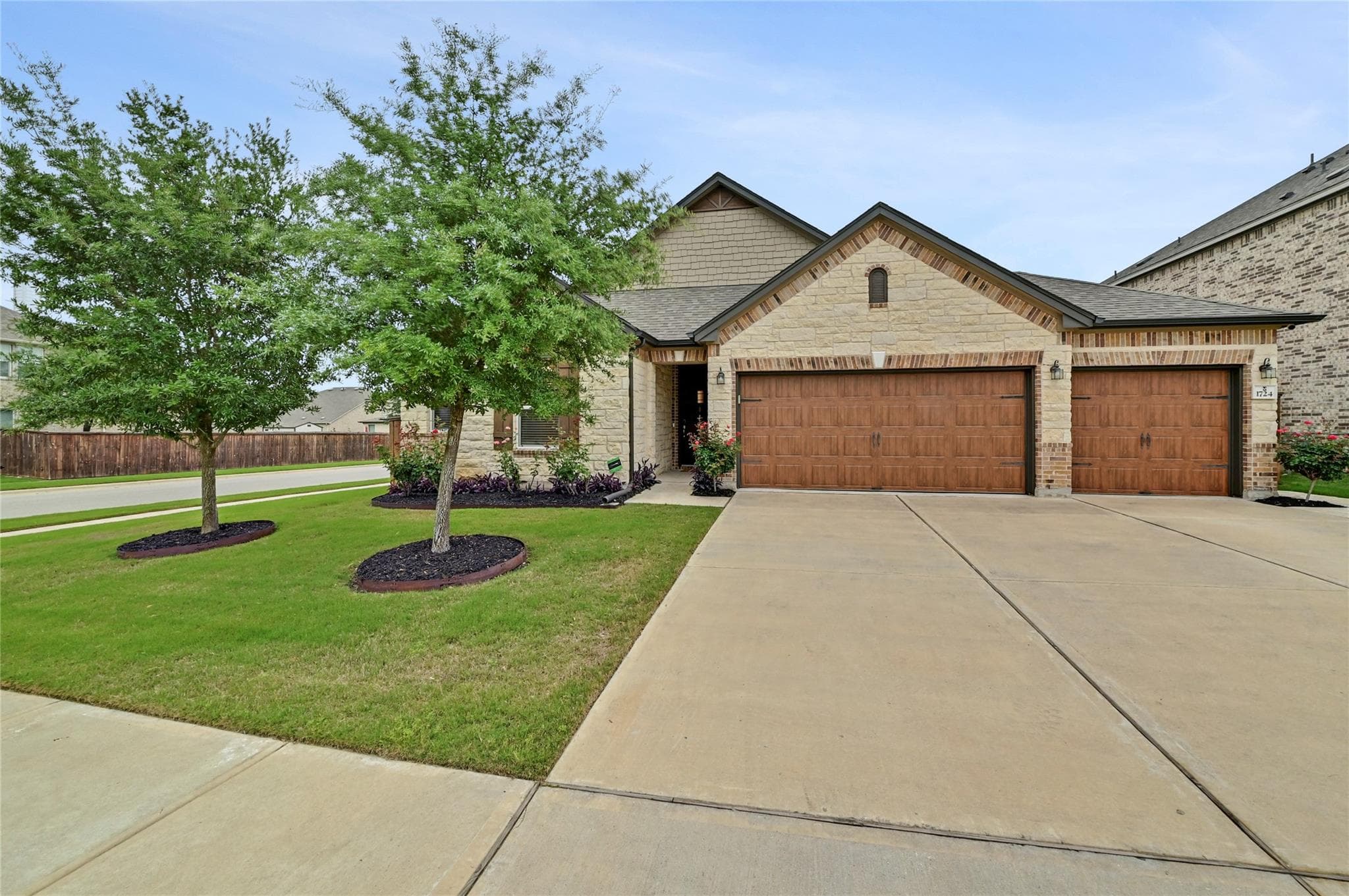 1724  Stinnett Dr