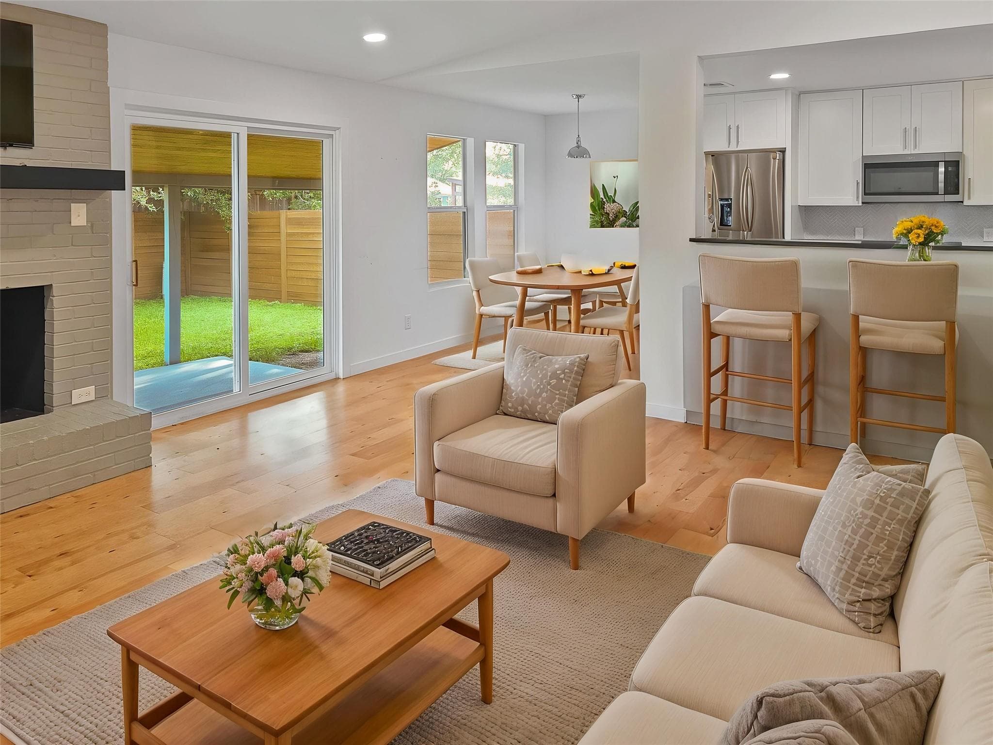 2609  Carlow Dr