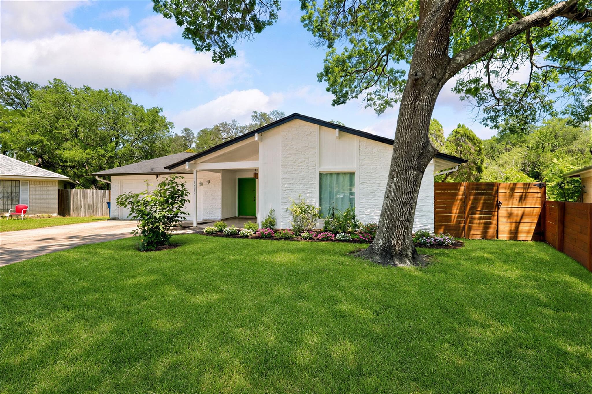 6107  Blarwood Dr