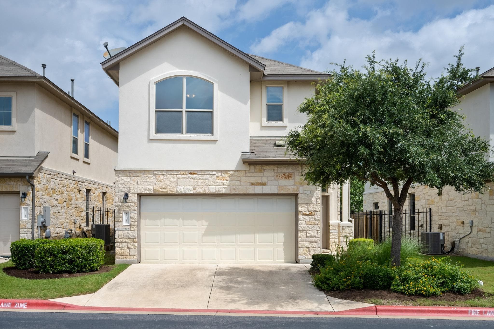 1401  Little Elm Trl  #203