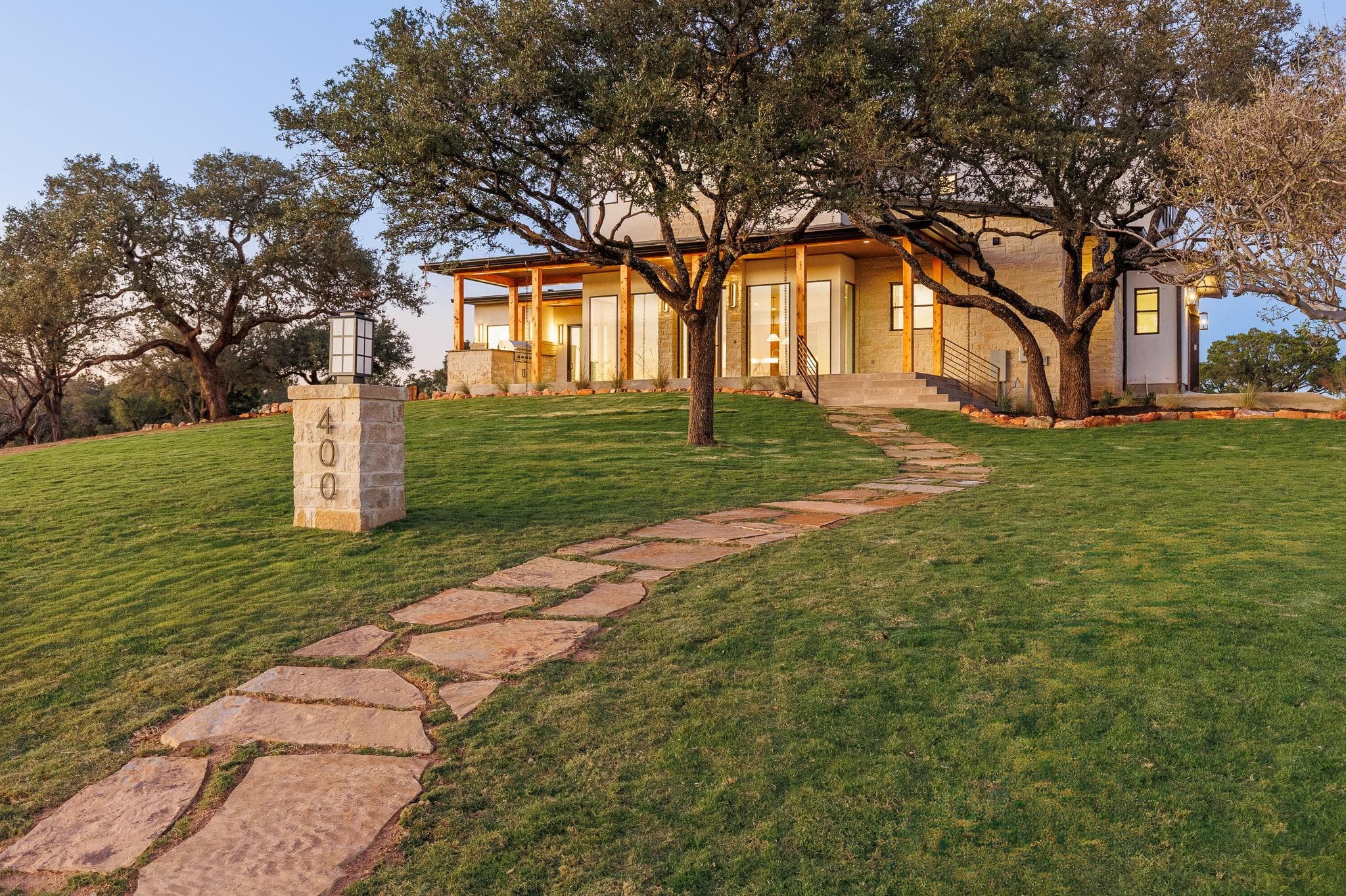 400  Emerald Way