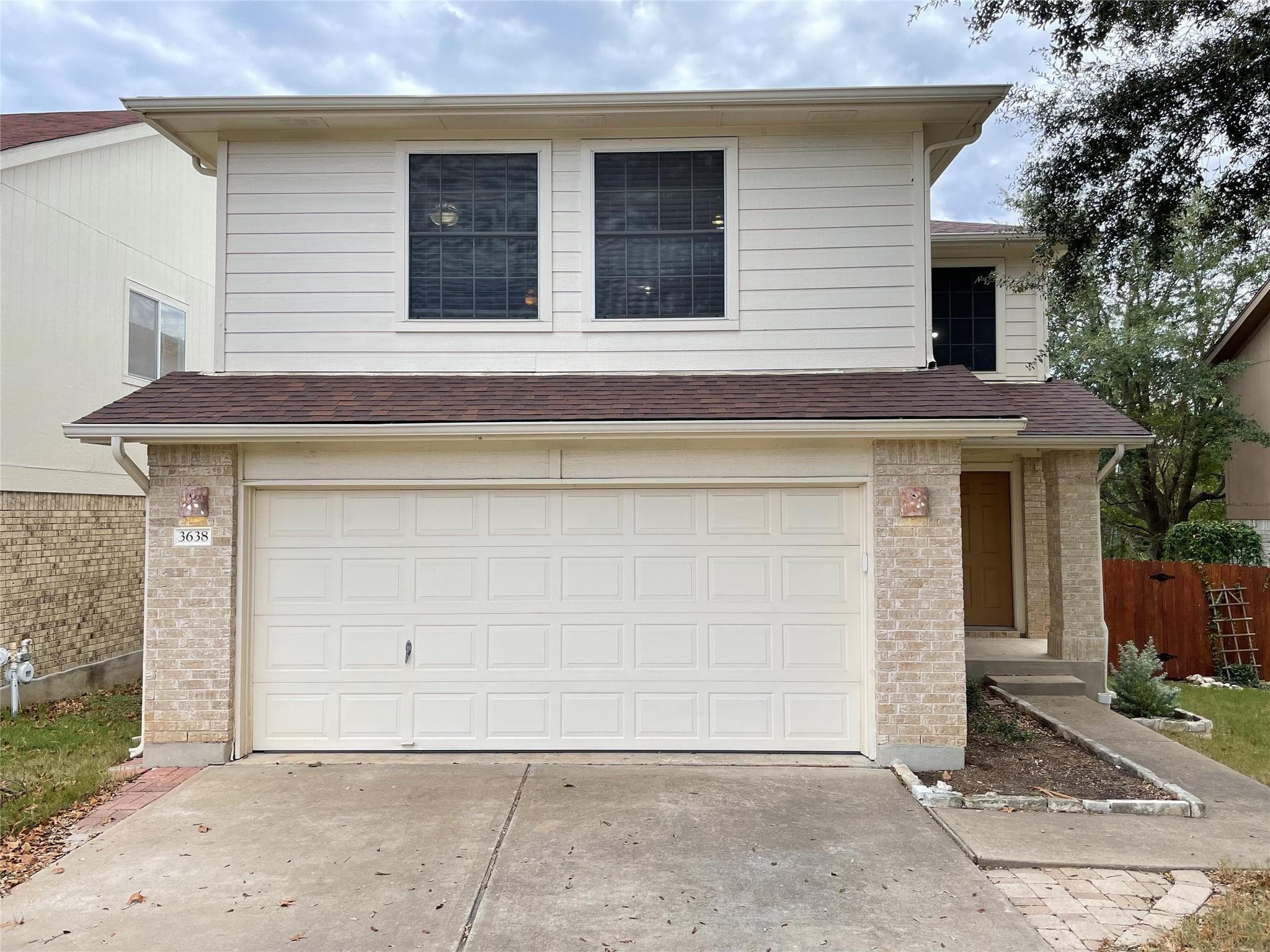 3638  Windhill Loop