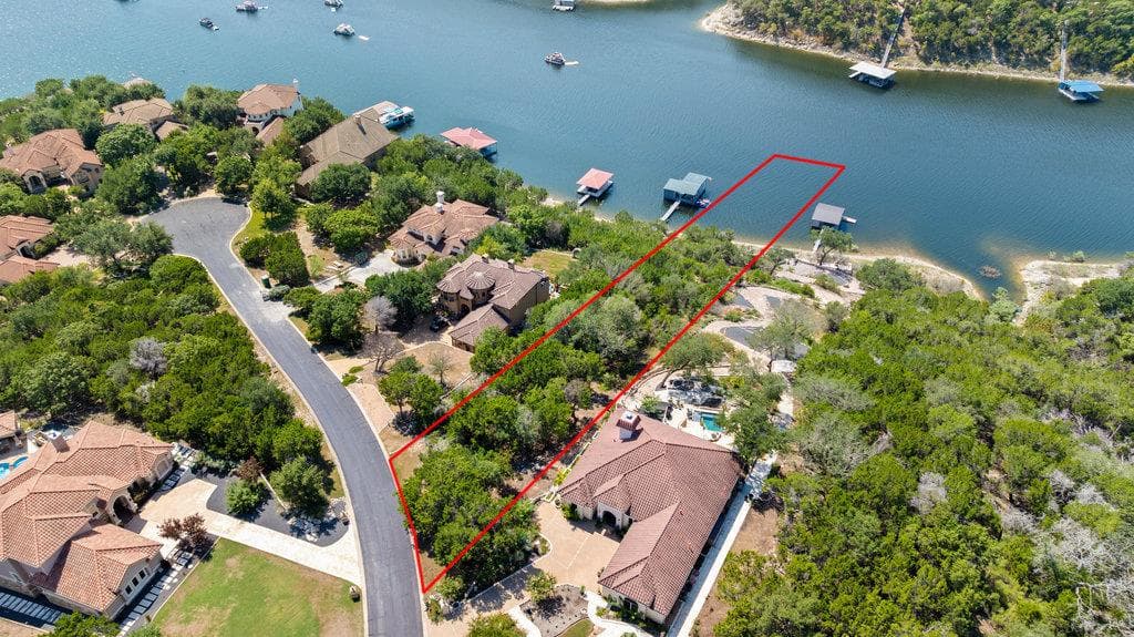 18504  Monet Pointe Dr