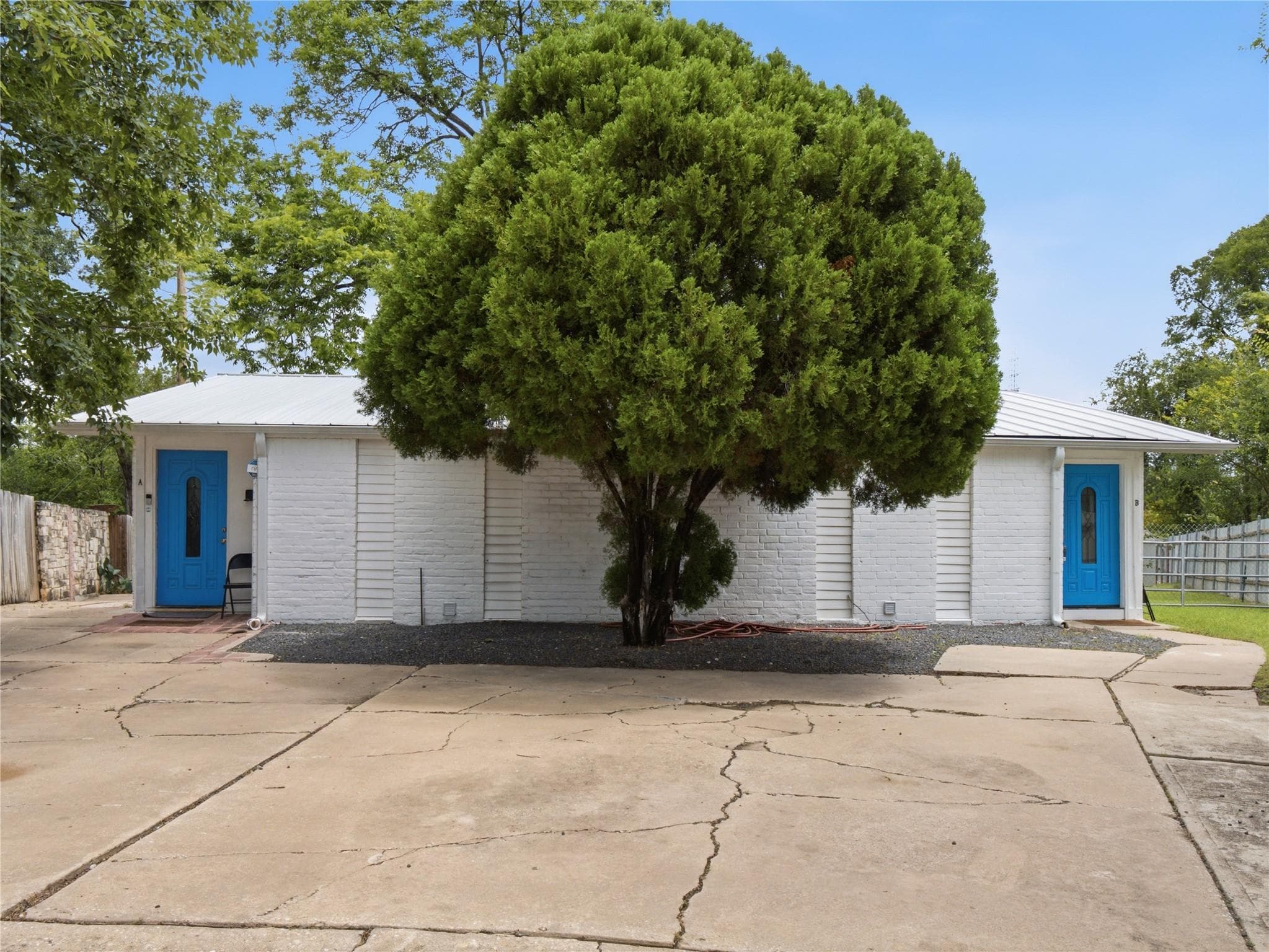 1108 Jolena Cir