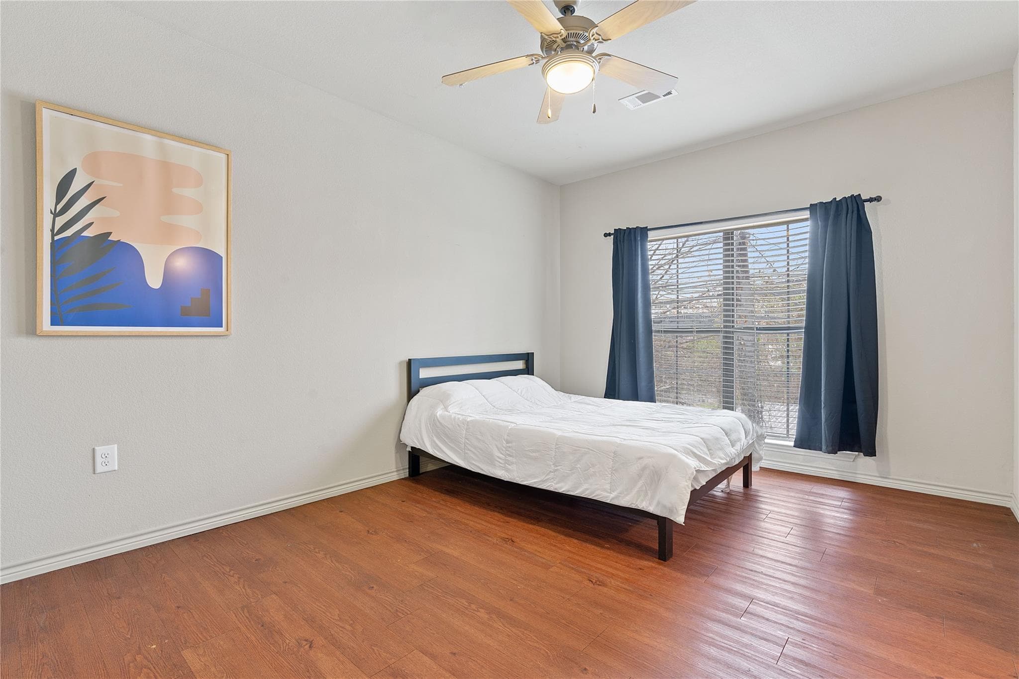 5117 N Lamar Blvd  #106