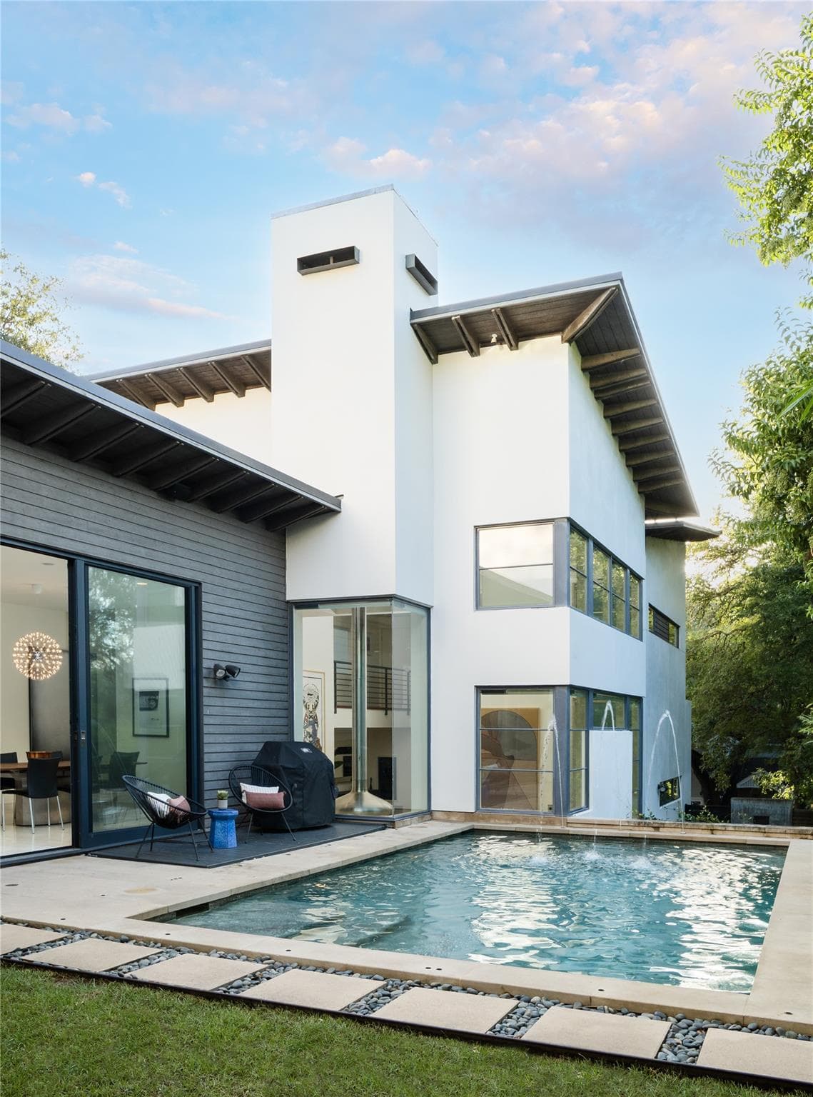 1407  Alameda Dr