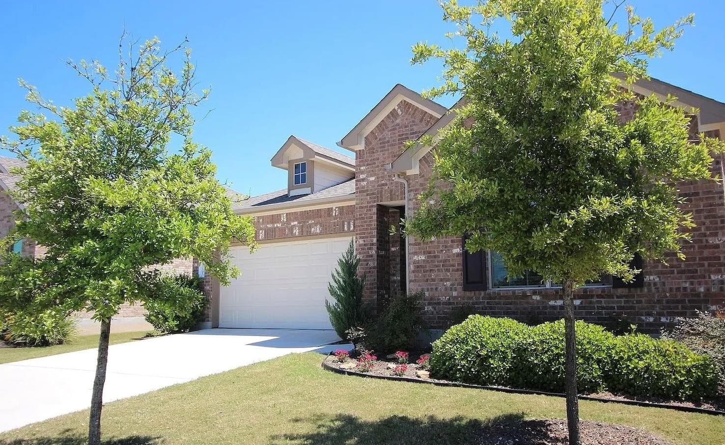 3005  Angelina Ct
