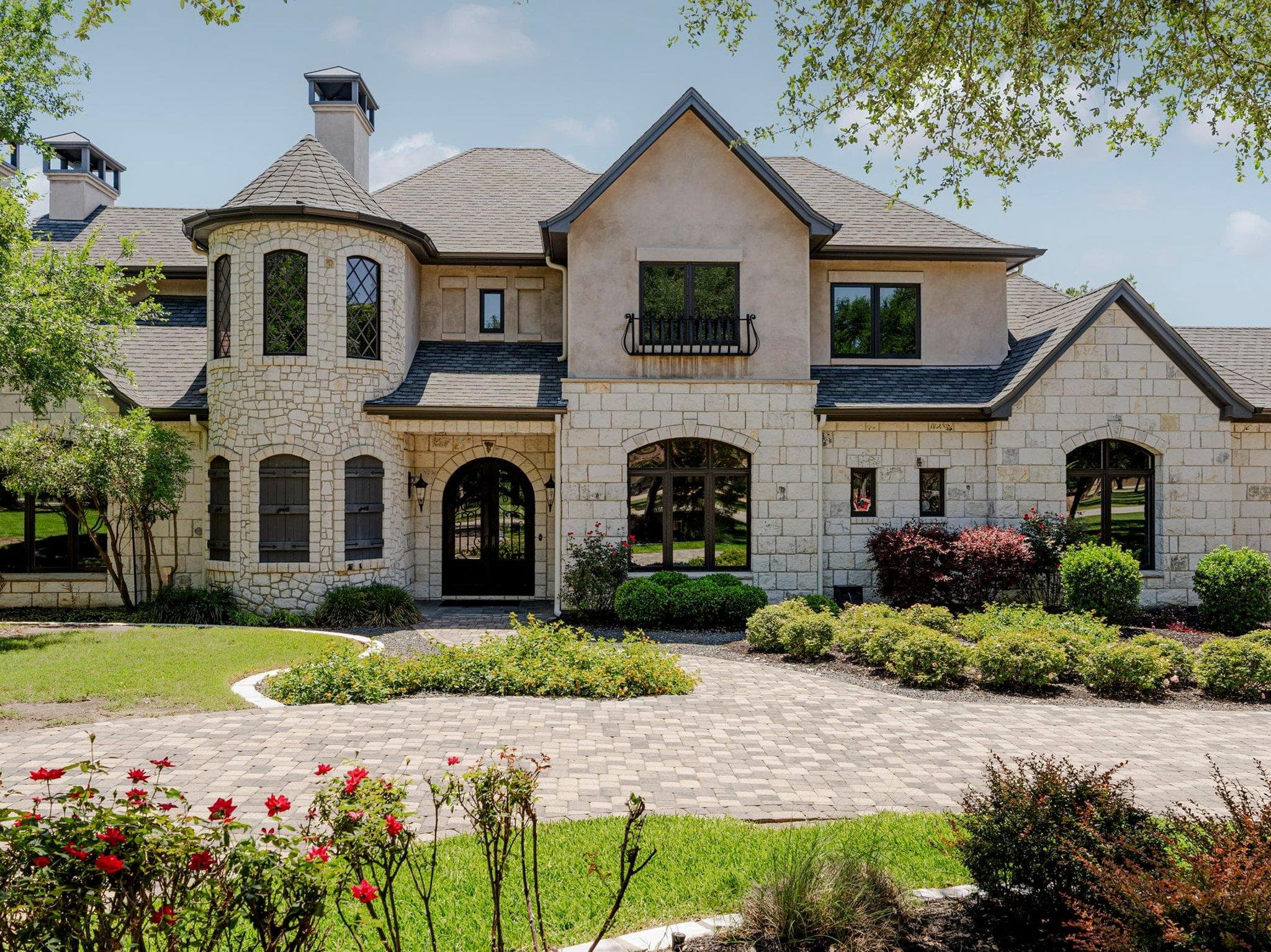 1928  Running Creek Dr