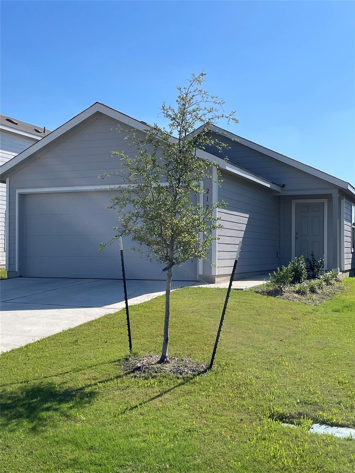 212 Marty Allen Loop