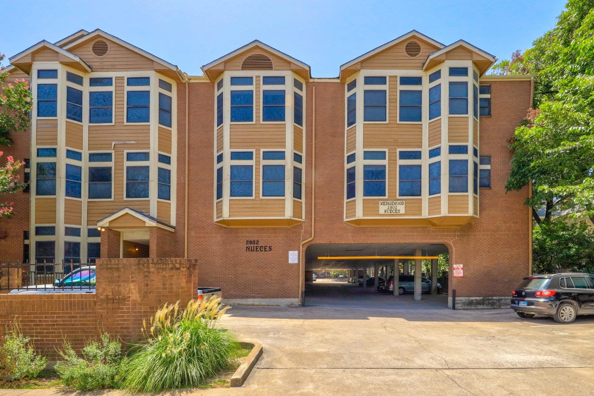 2802 Nueces St #306