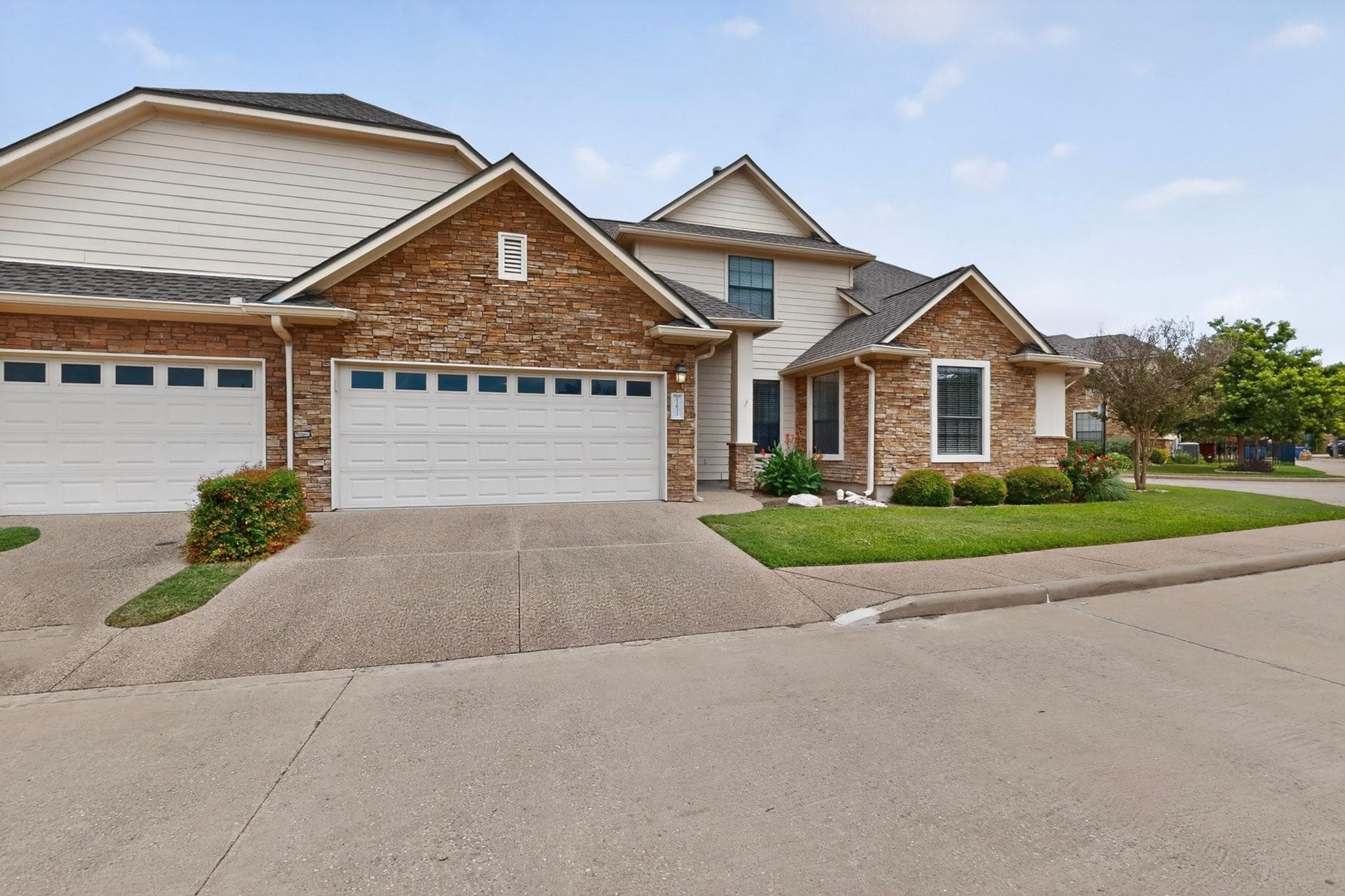 13933  Ashton Woods Cir  #71