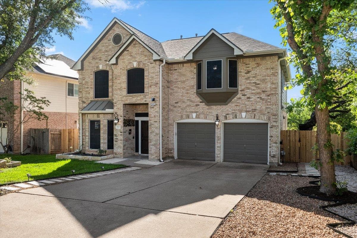 8503  Delavan Ave