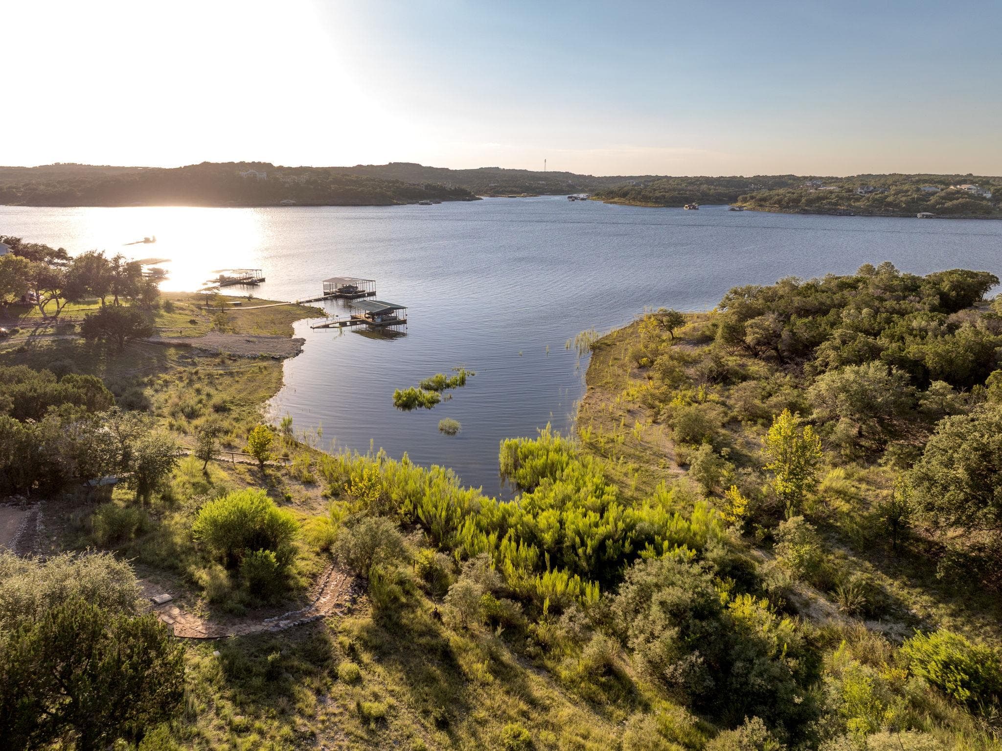 160  Lakefront Dr