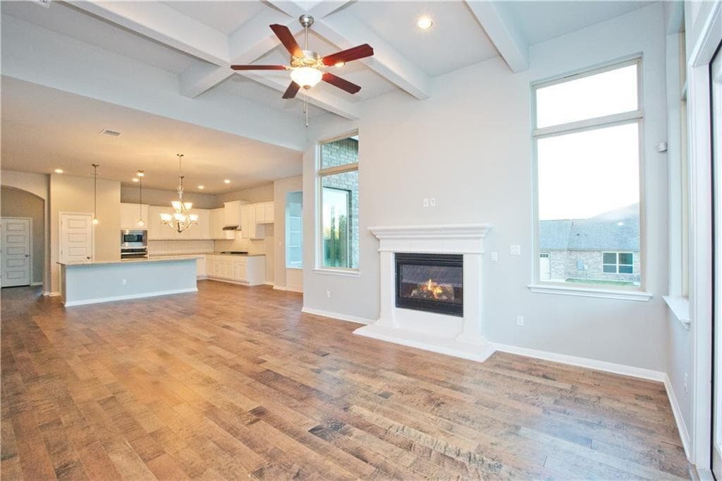 337  Chisholm Trl