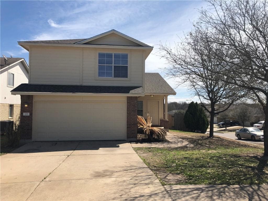 201  Sweet Leaf Ln