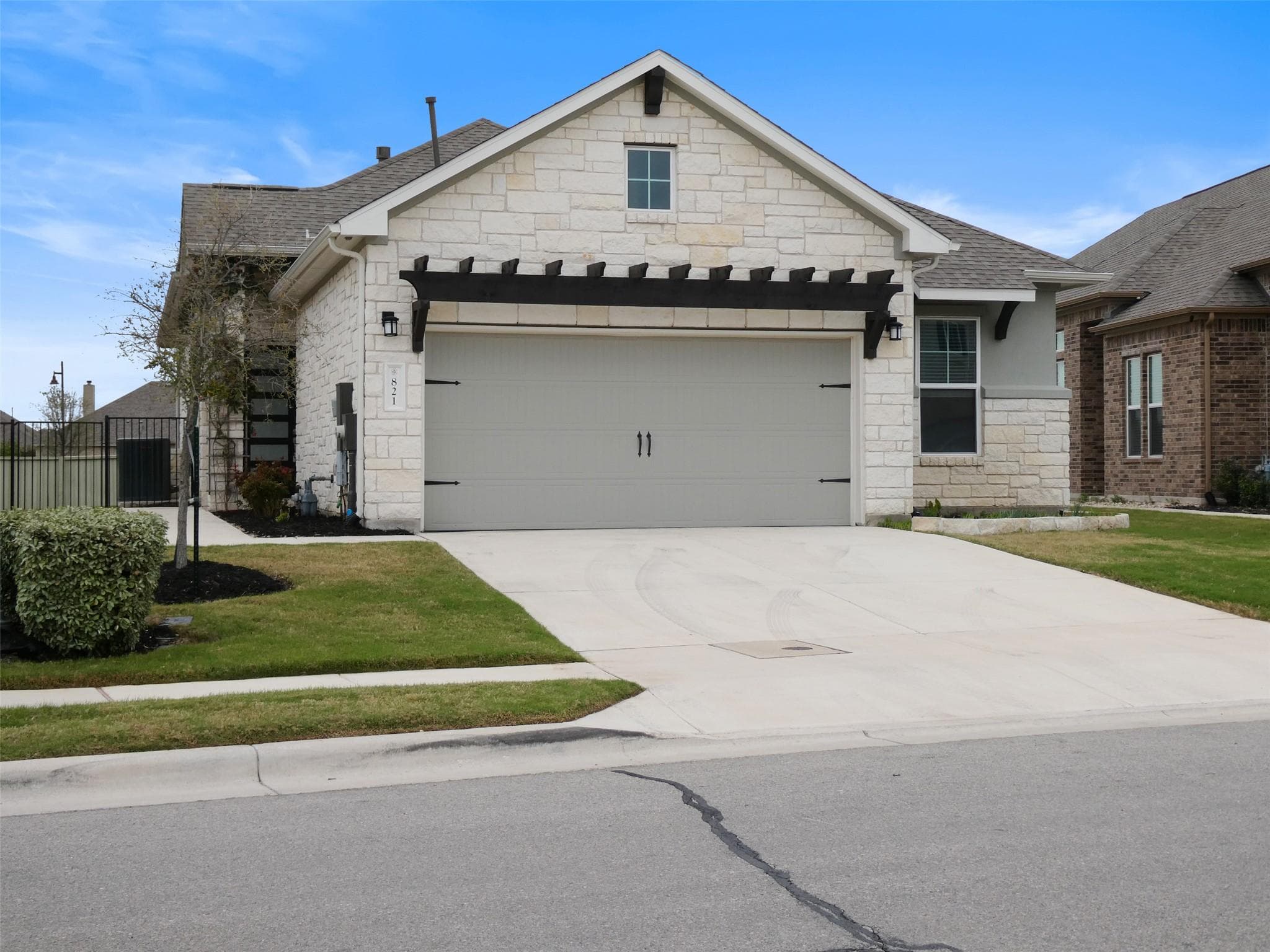 821  FAITH Dr