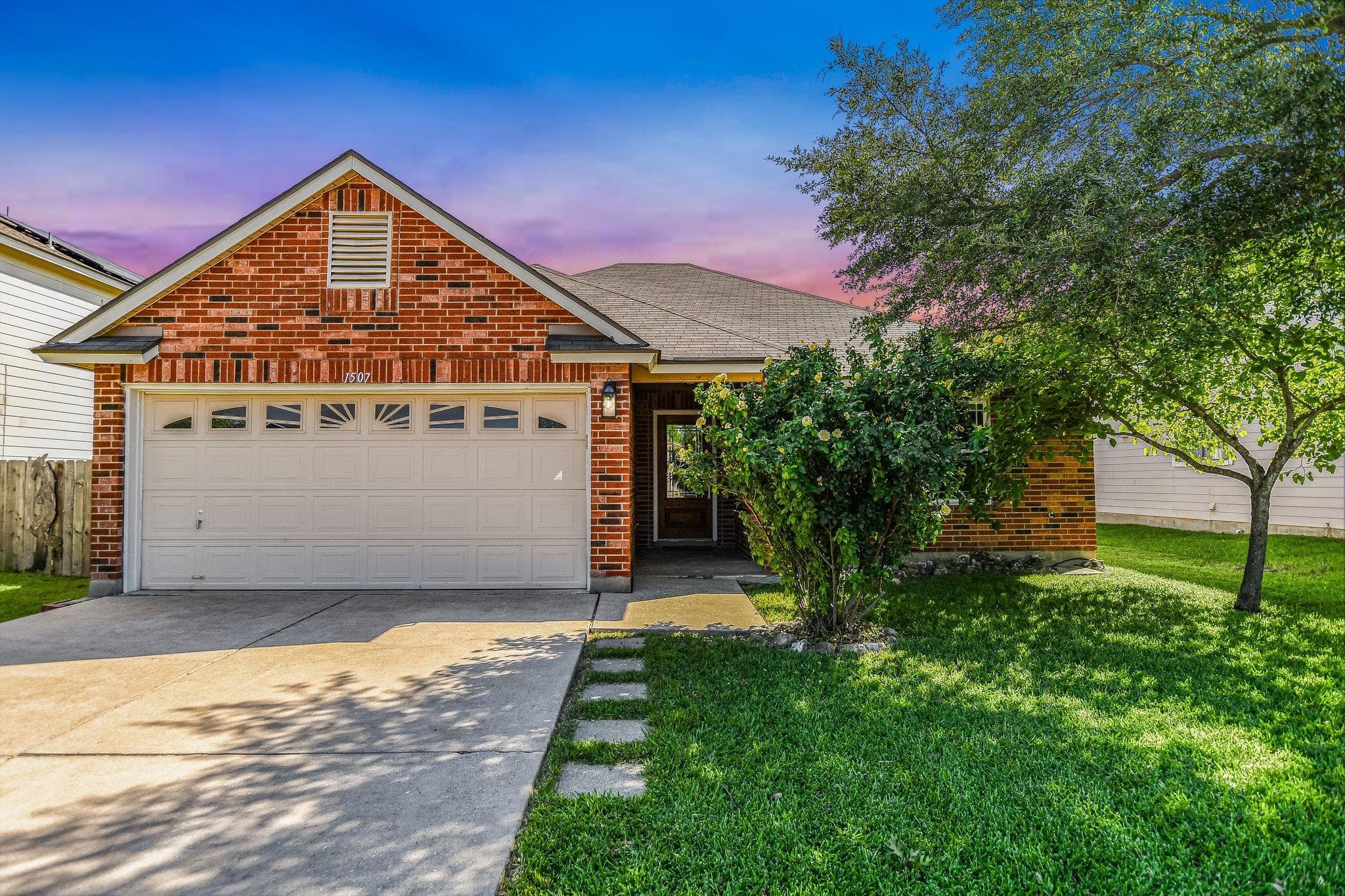 1507 Apollo Cir