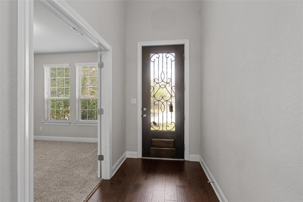 15601  Cabrillo Way