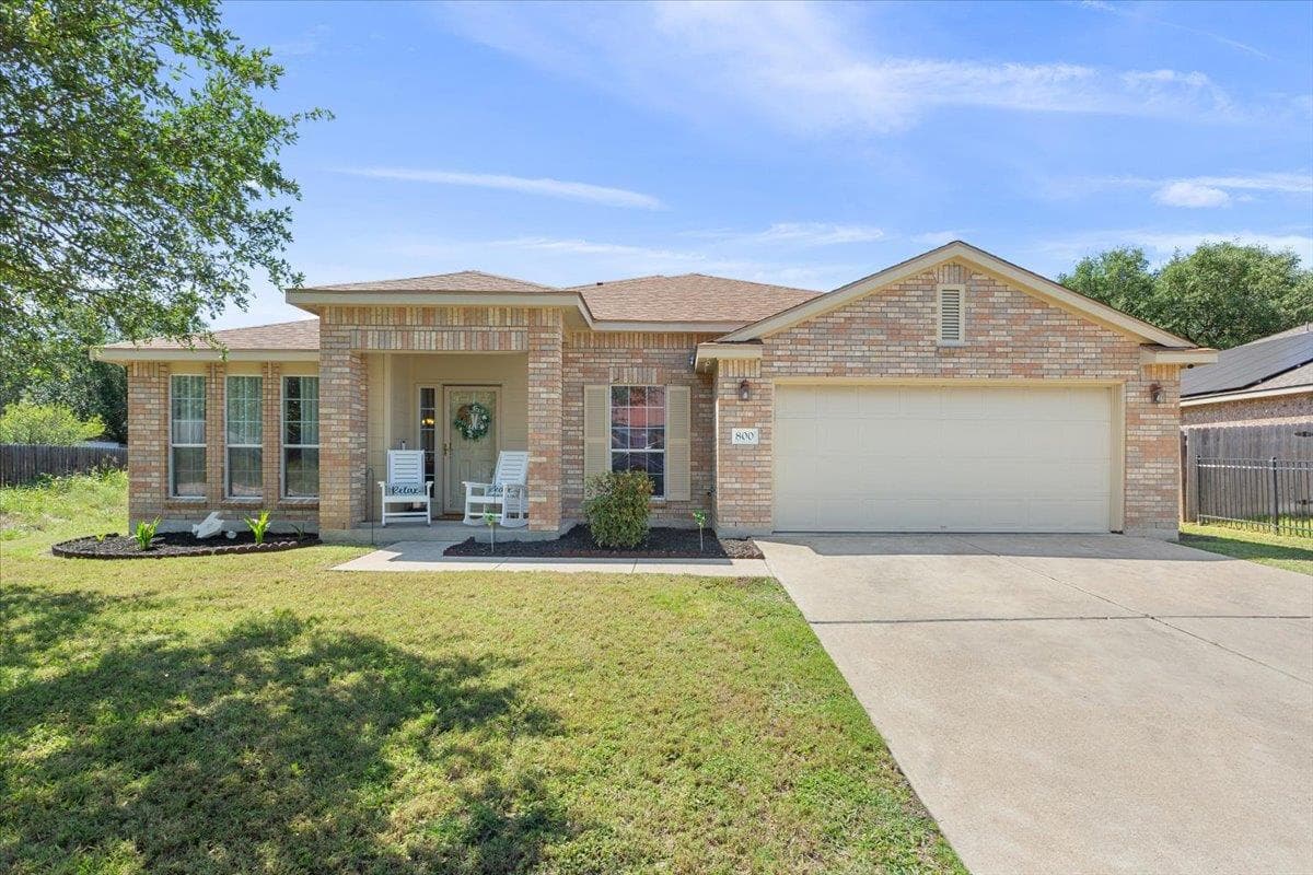 800  Cattail Cir