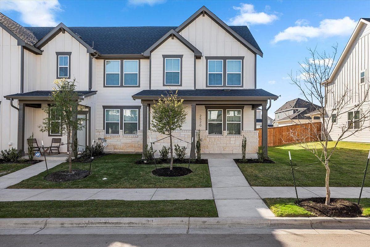2517  Violet Theo Ln