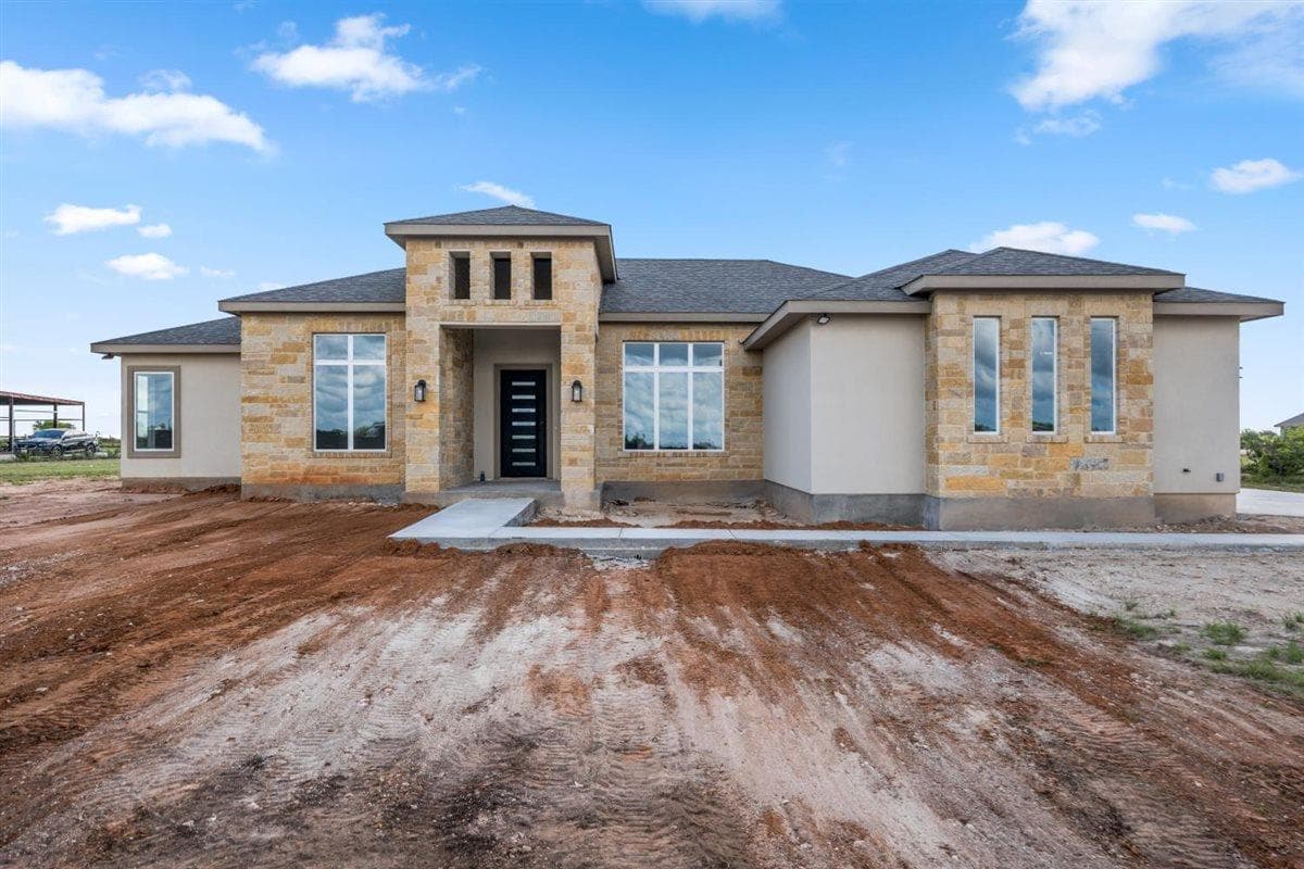 123 Lila Ln