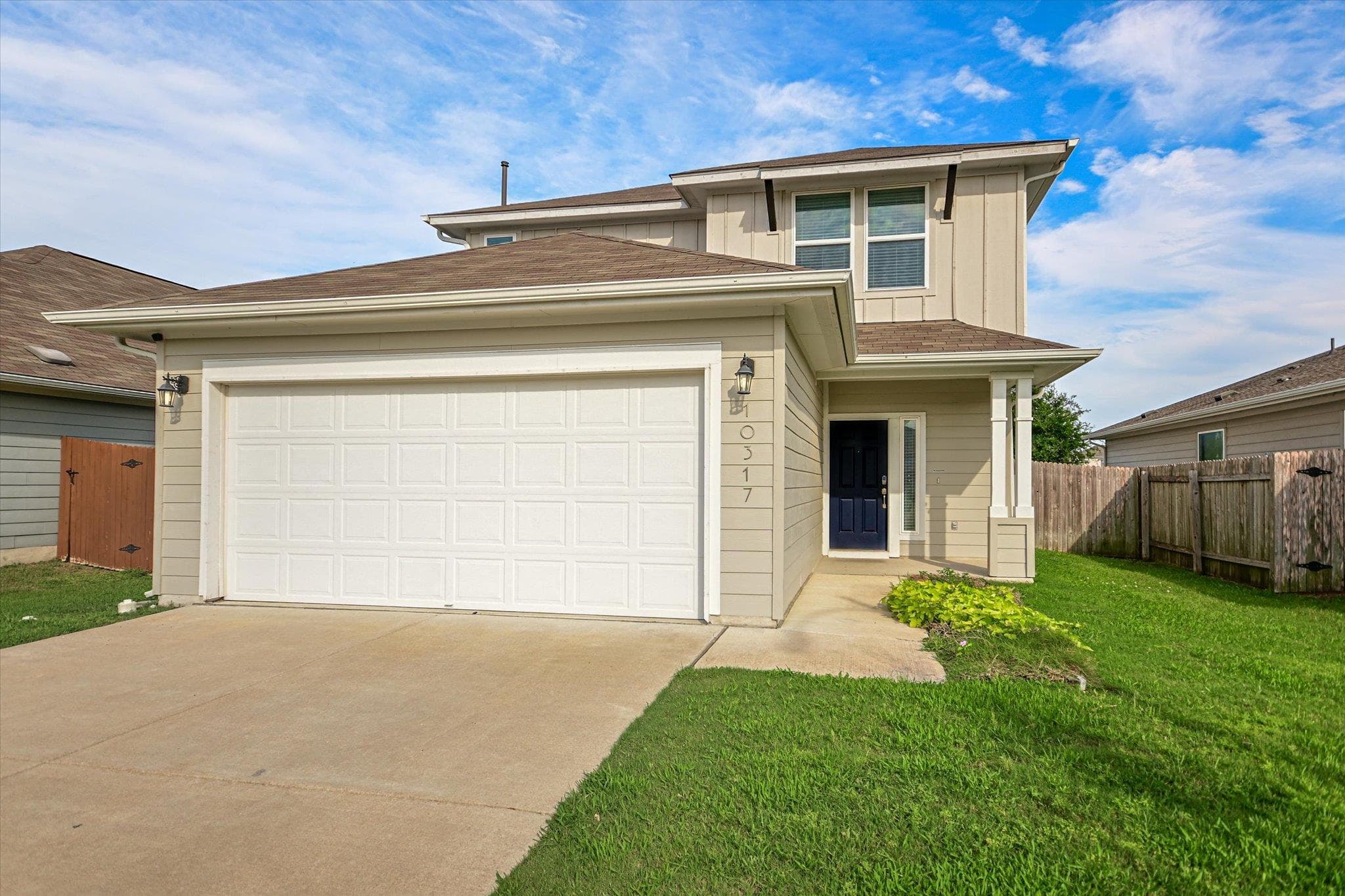 10317  Laurie Ln