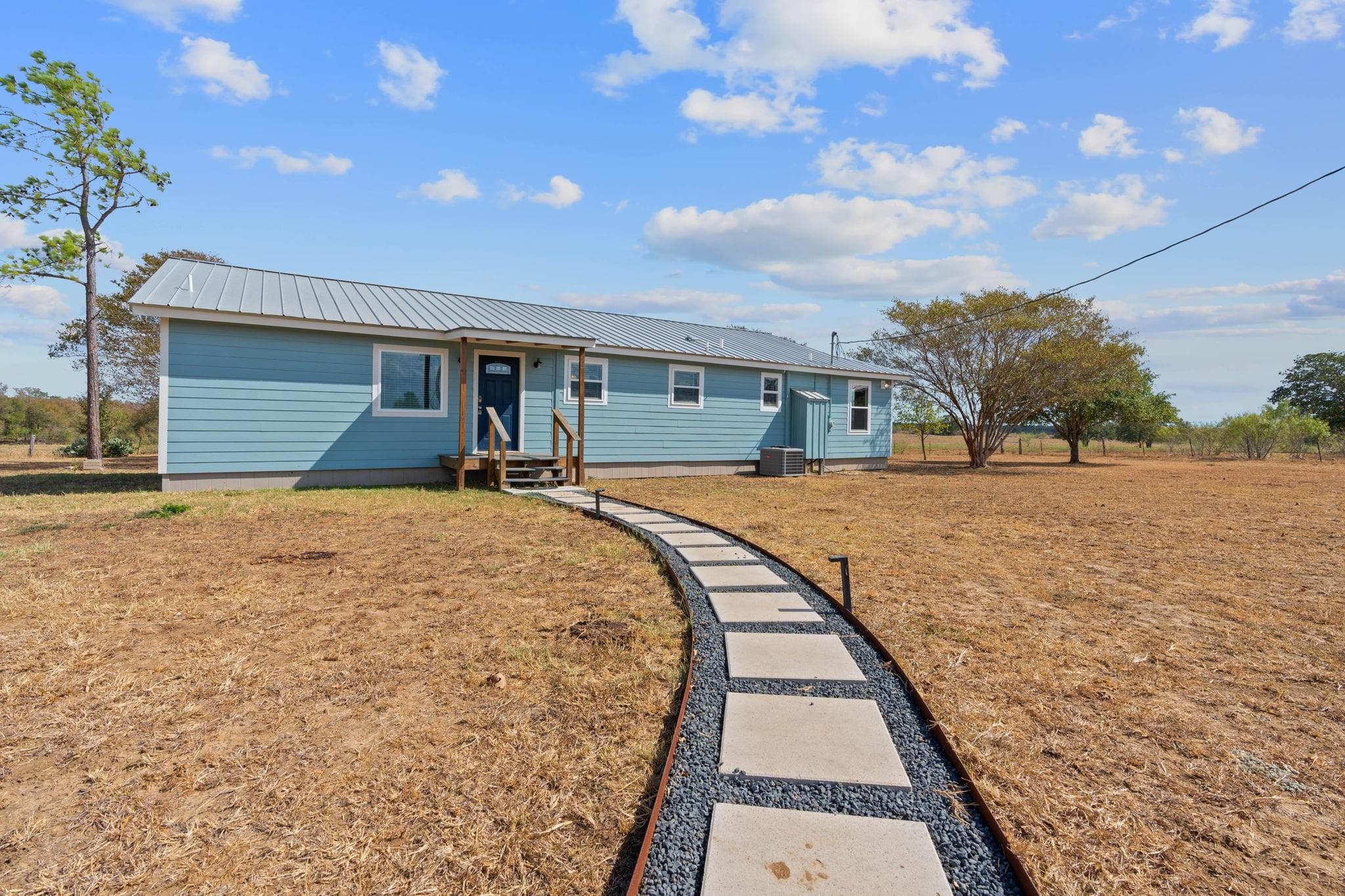 154  Caracara Ln
