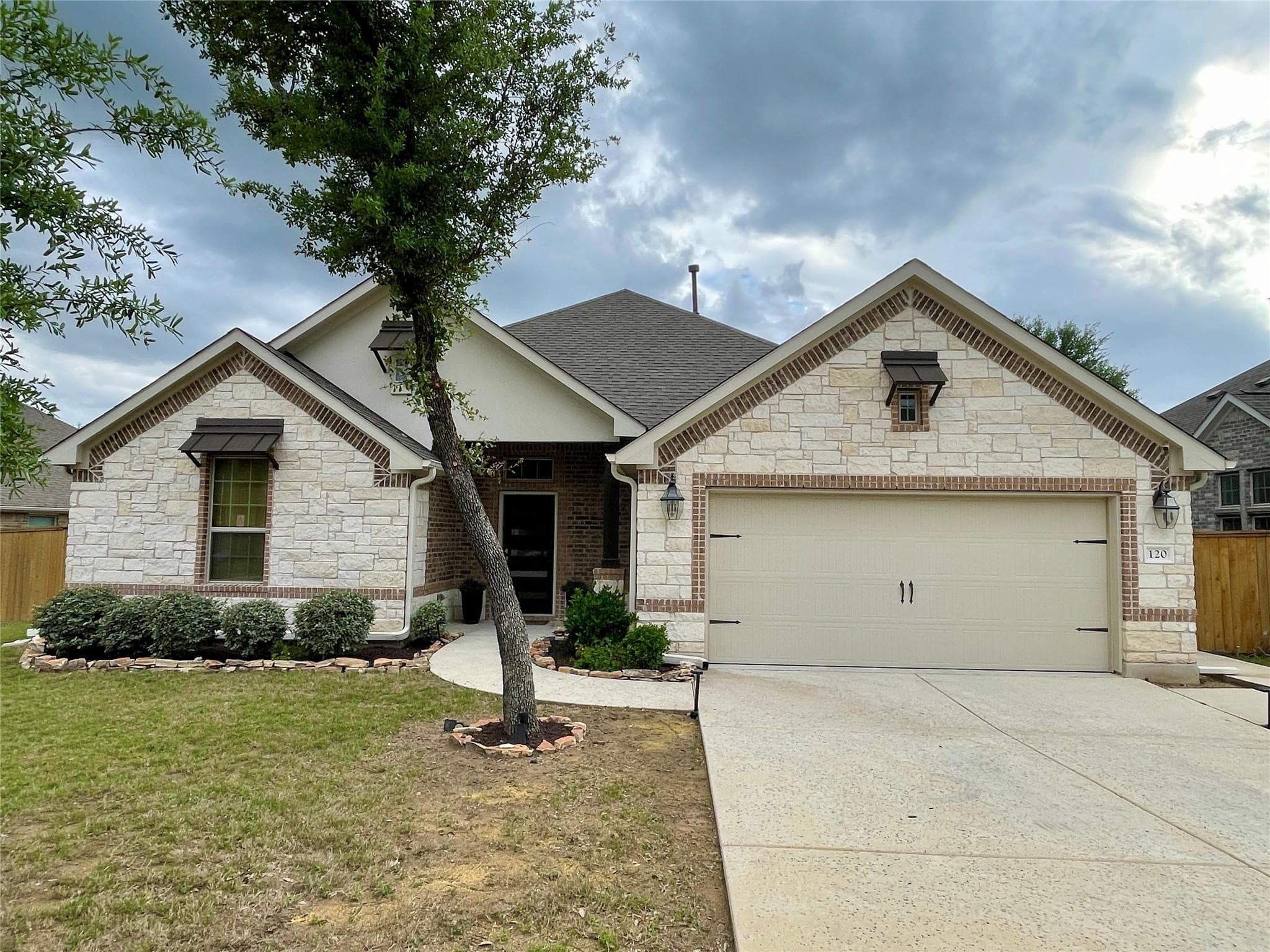 120  Sail Wind Way