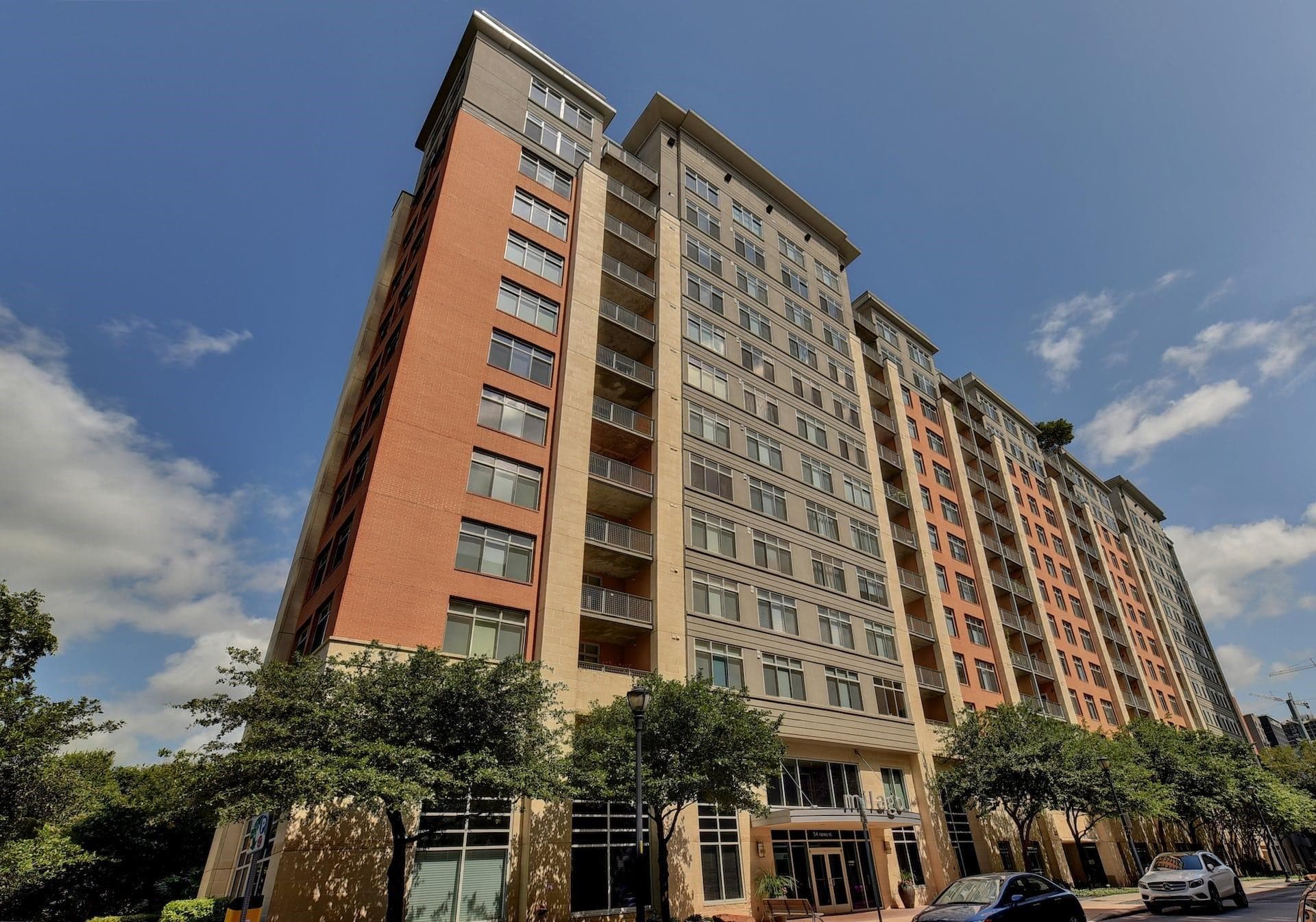 54  Rainey St  #512