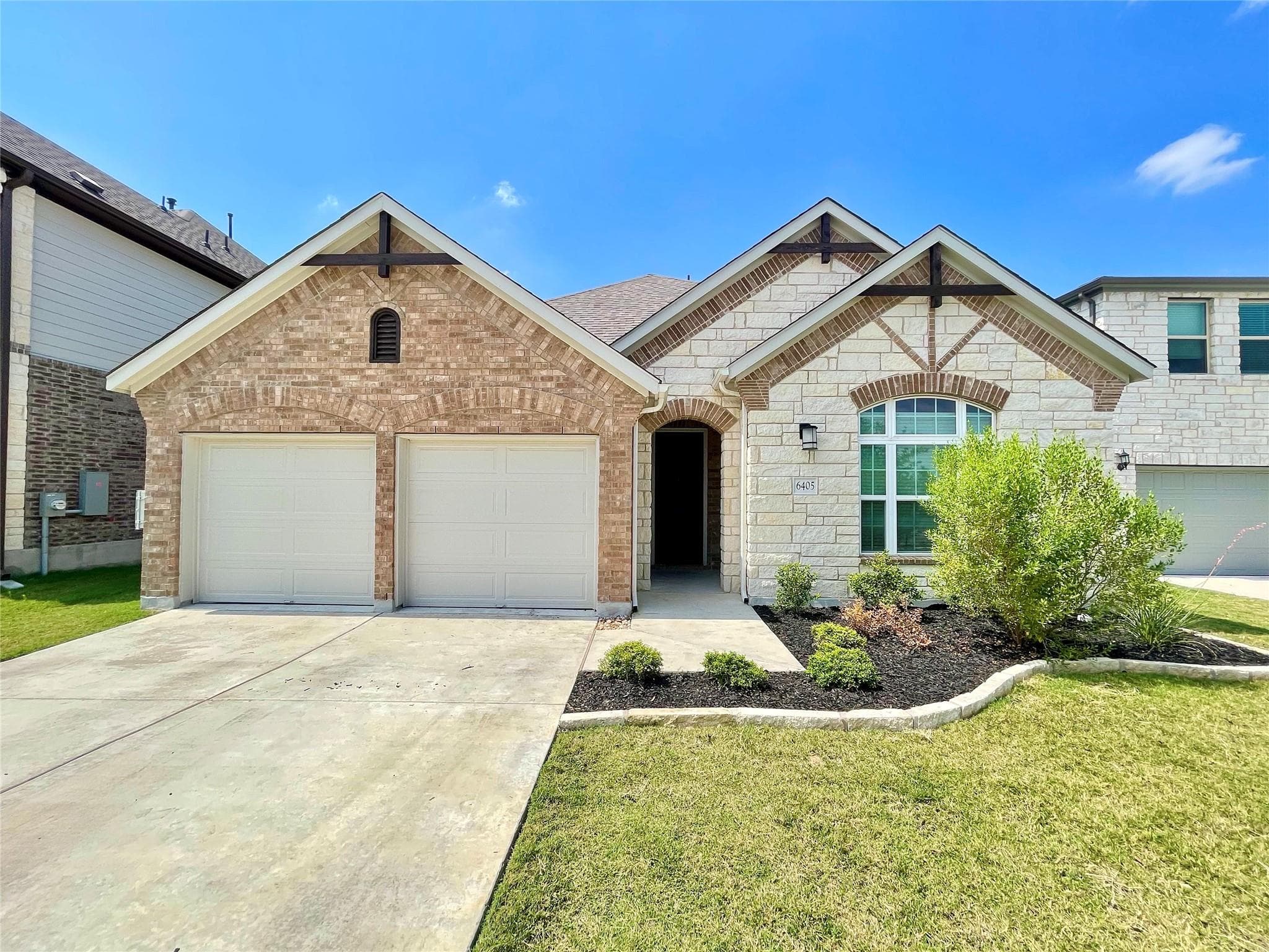 6405  Coalinga Ln