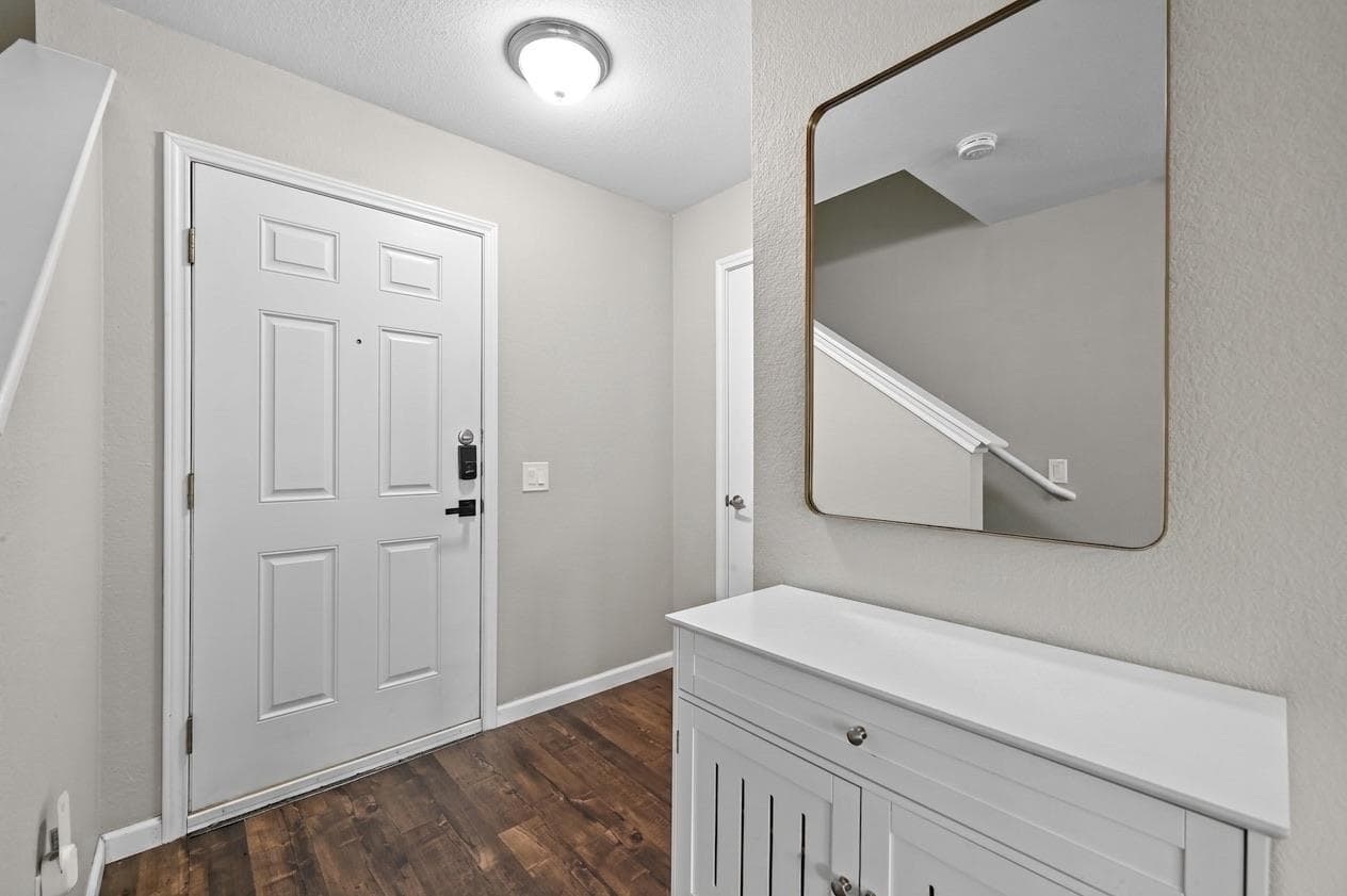 1414 Strickland Dr