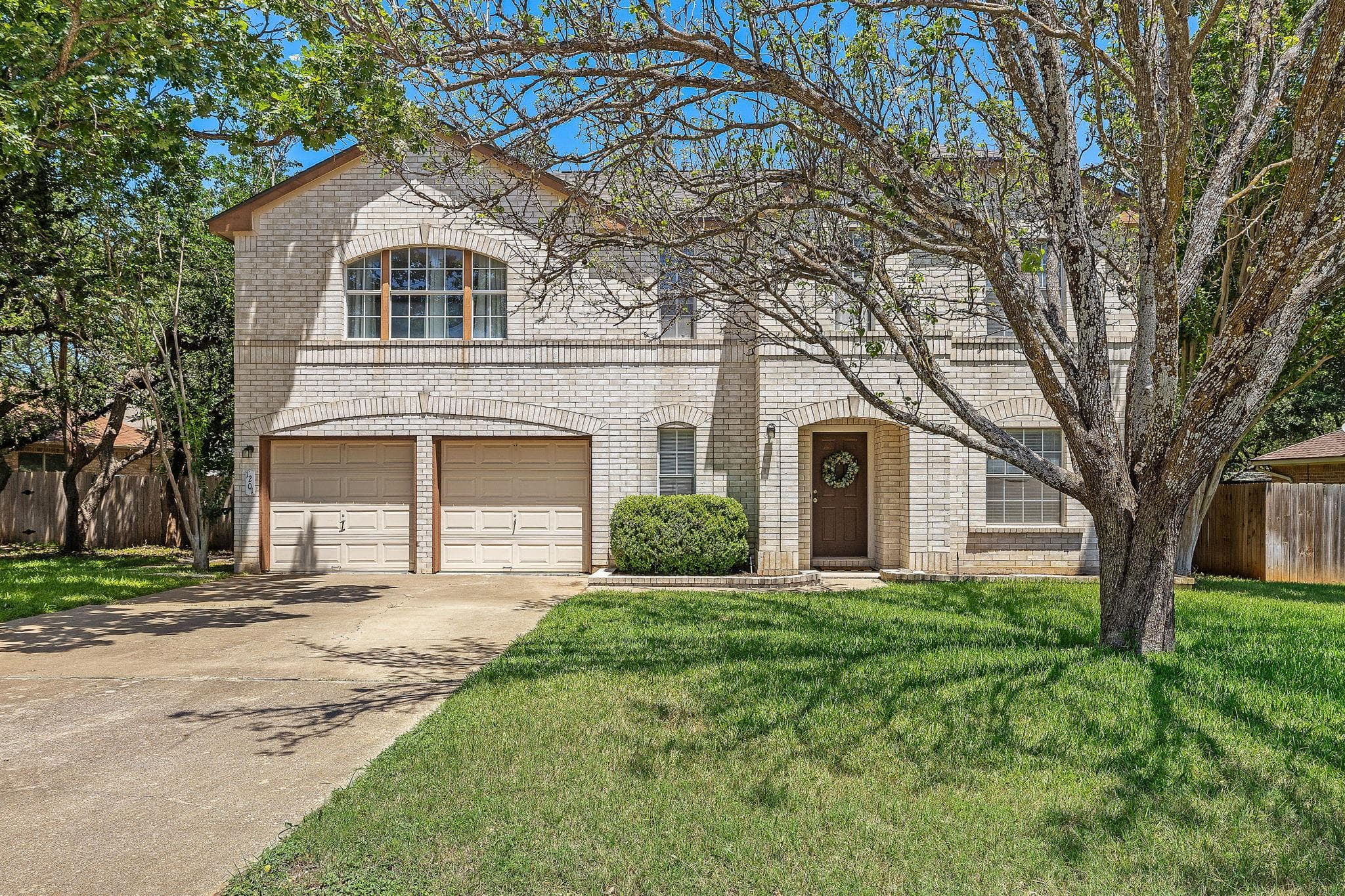 1201  Cedar Hills Blvd