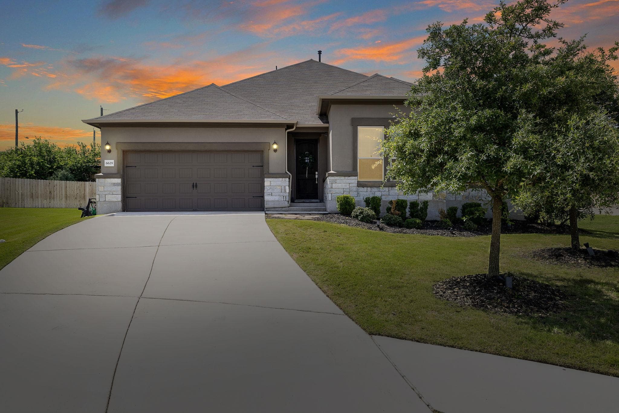 6629 Casiano Cv