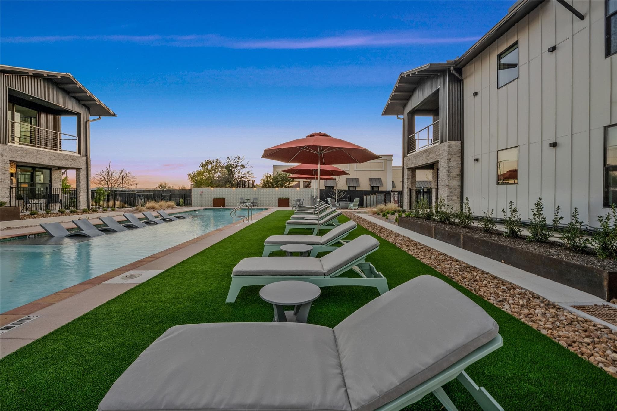 634  Central Pkwy  #1201