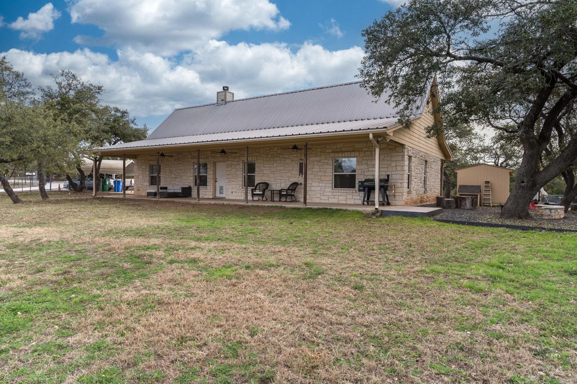 2551  Spring Valley Dr