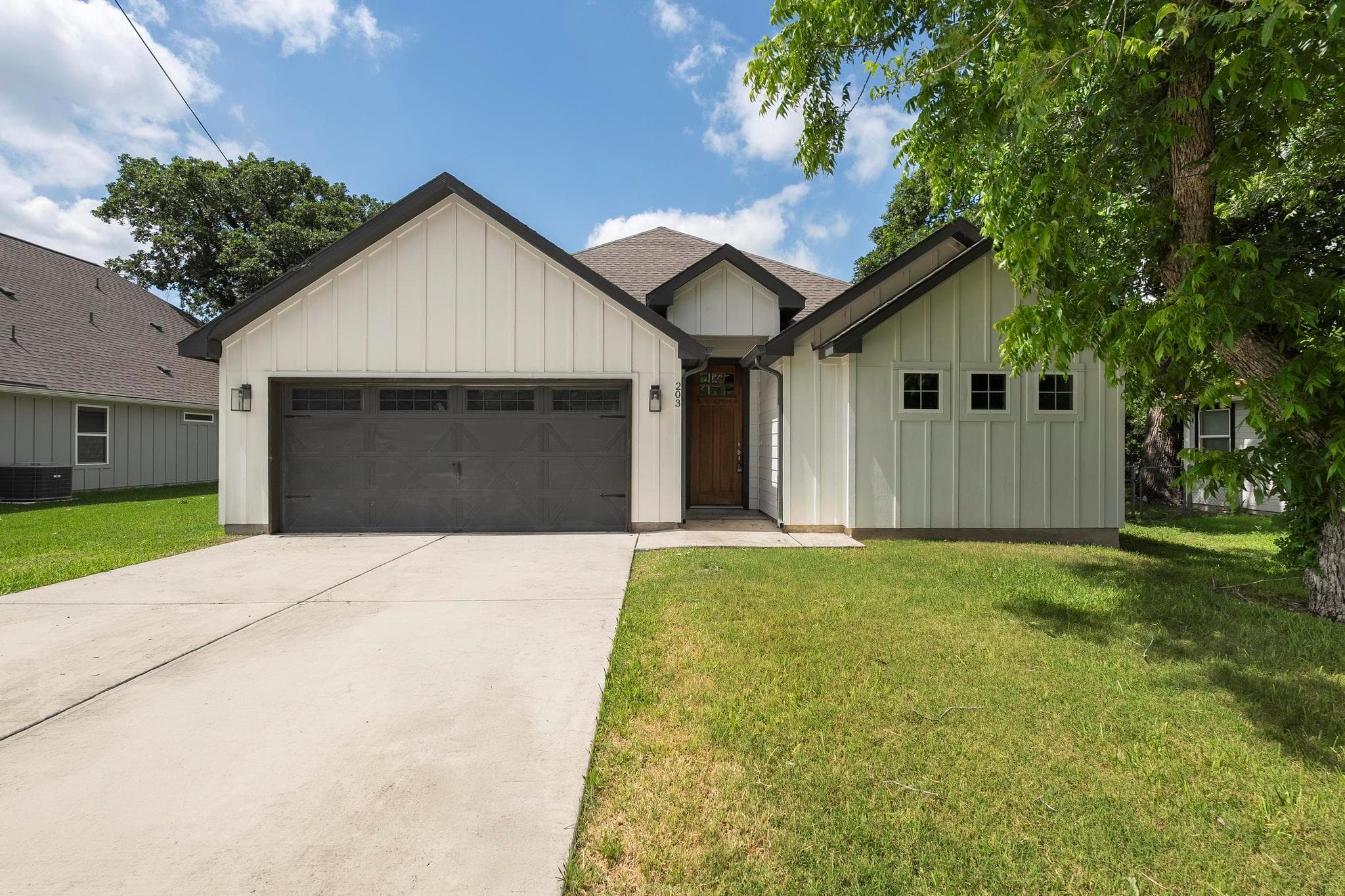 203  E Salty St