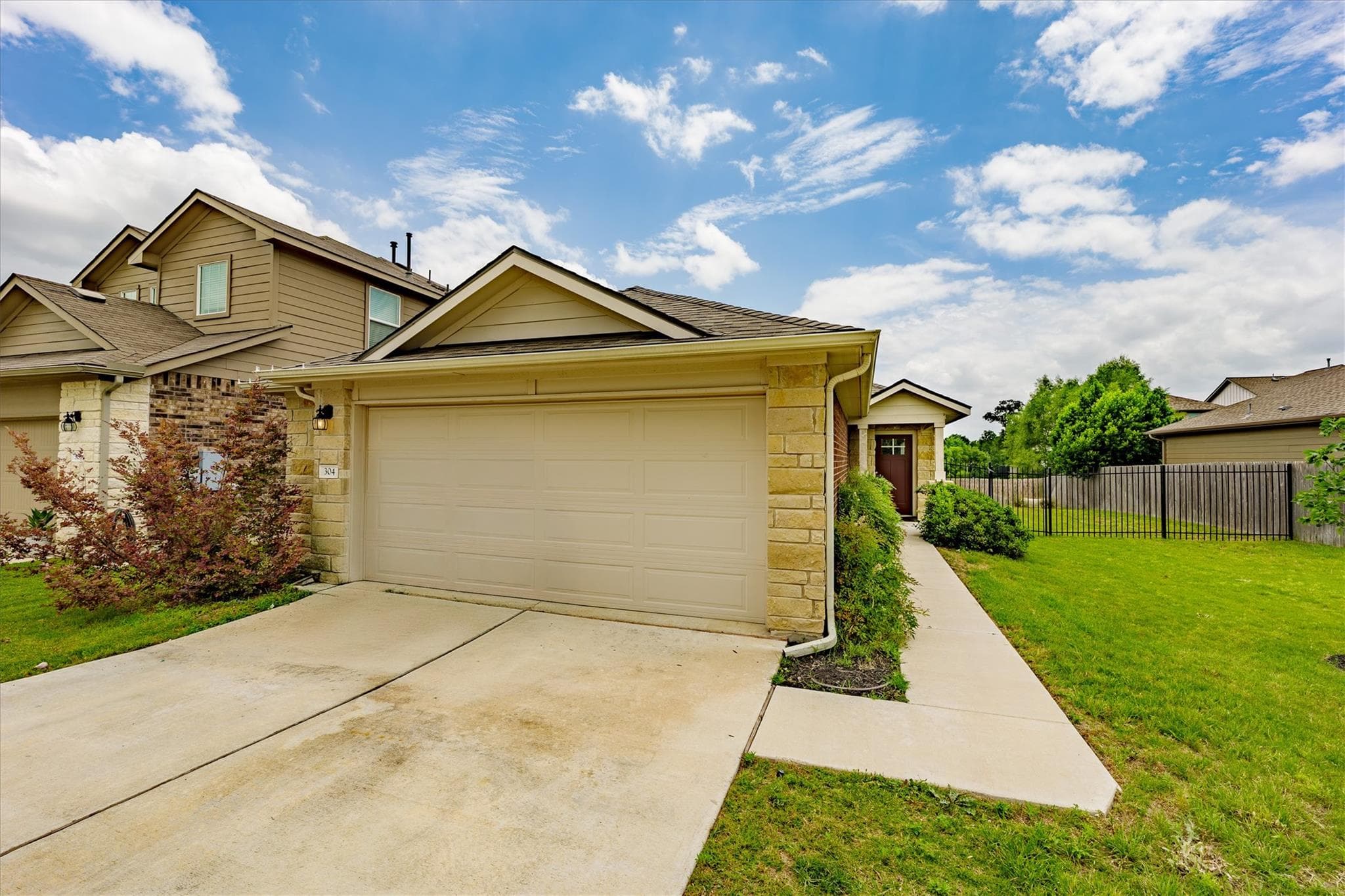 304  Sandhill Piper St