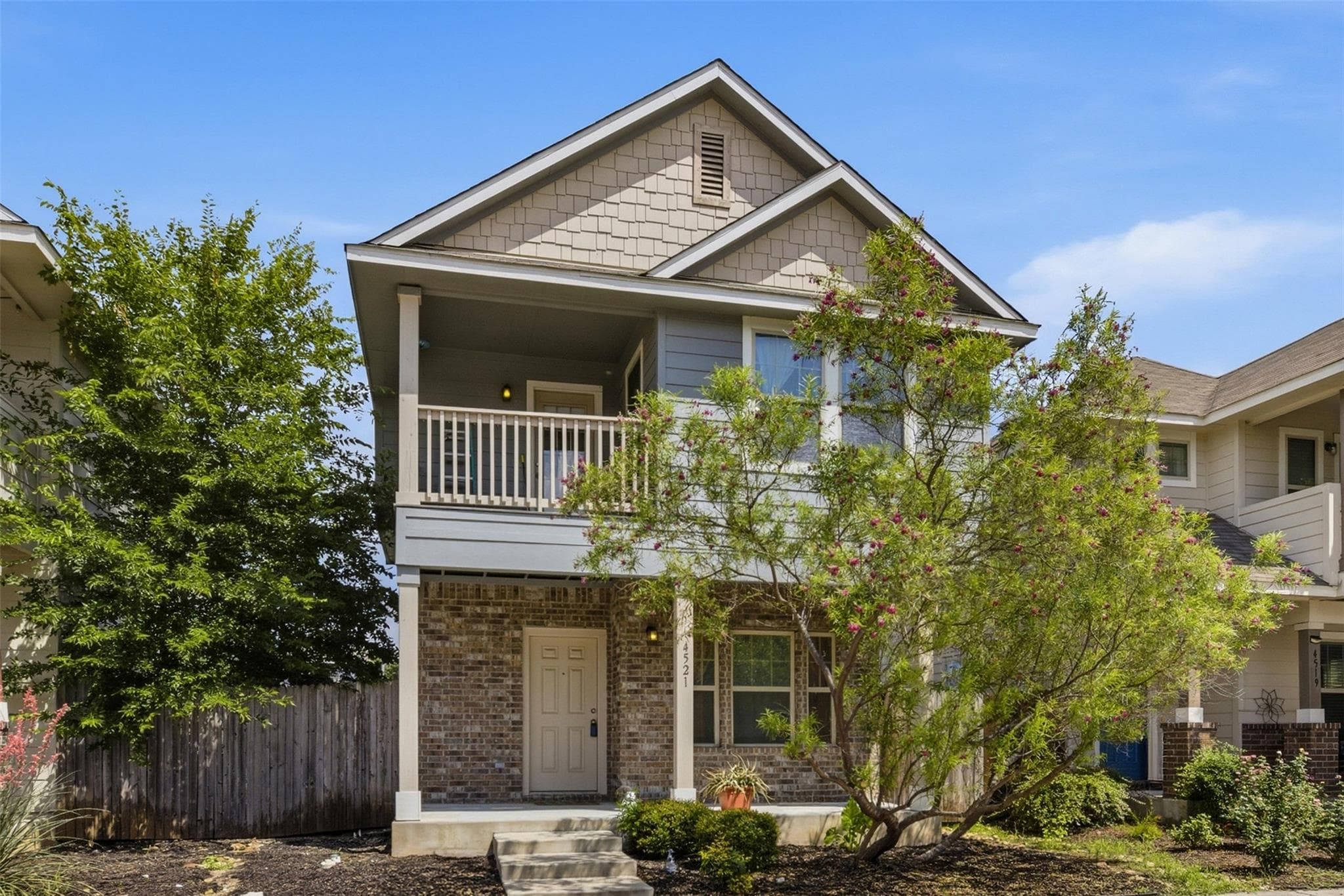 4521  Graceful Ln  #469